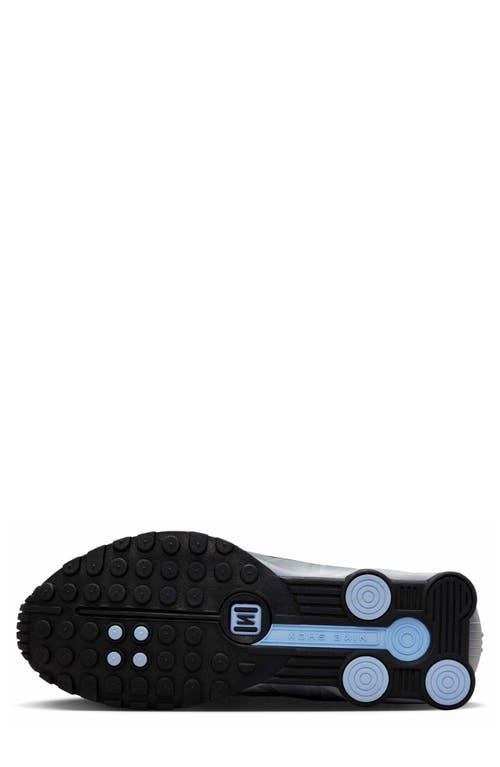Nike Shox R4 Sneaker
