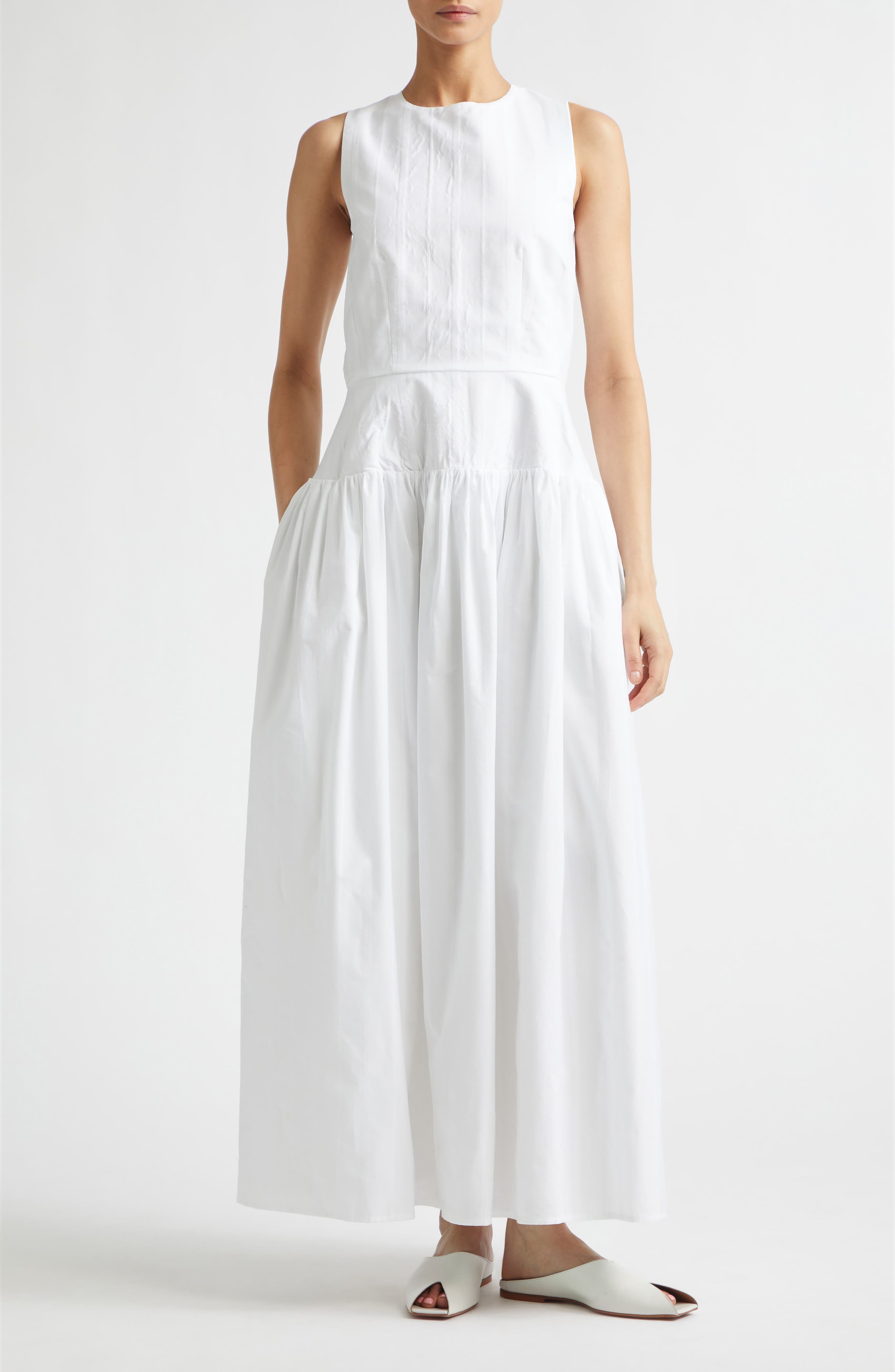 selected WHITE/ WHITE