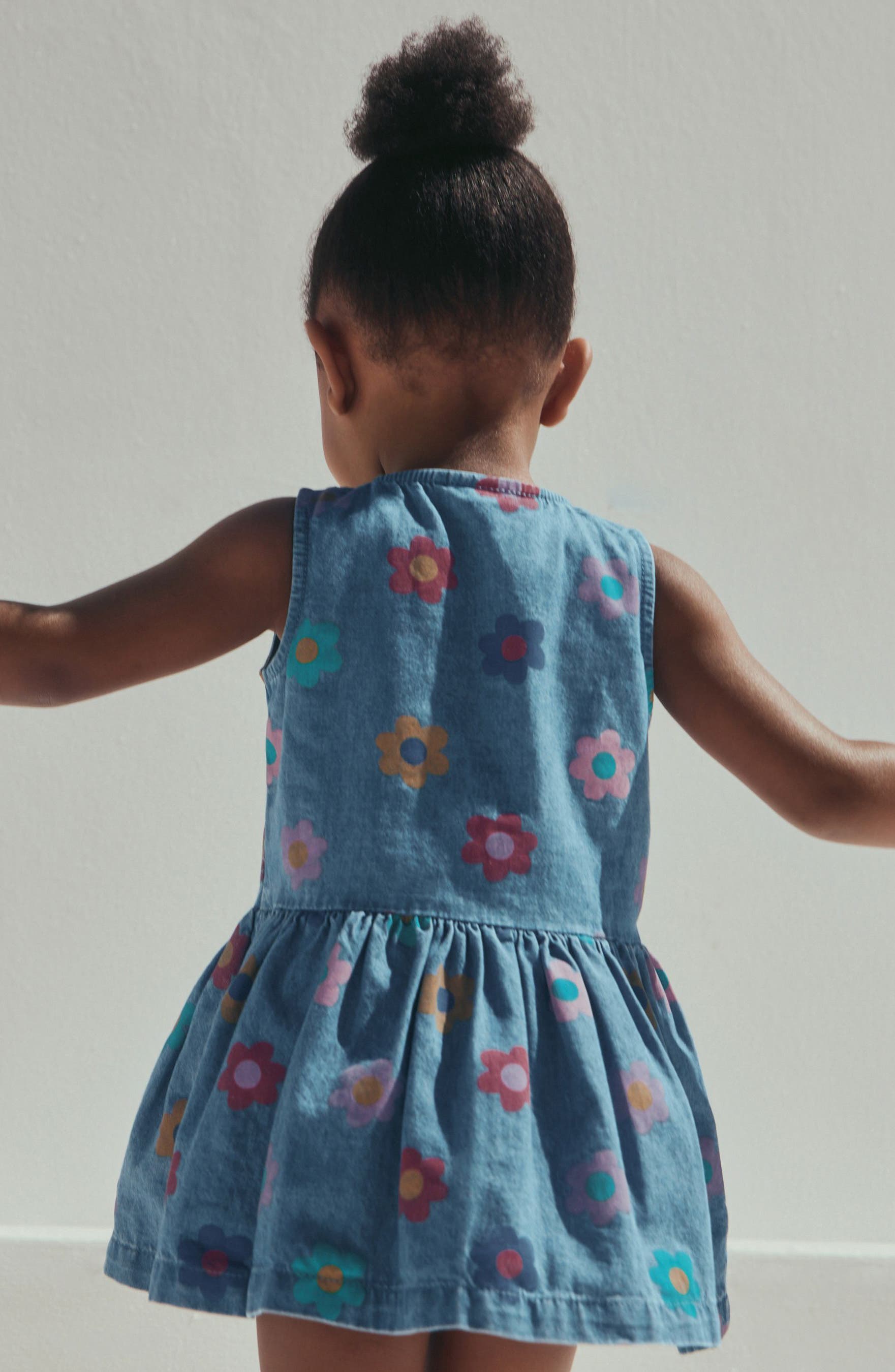 NEXT Kids' Floral Print Sleeveless Denim Dress — фото 5