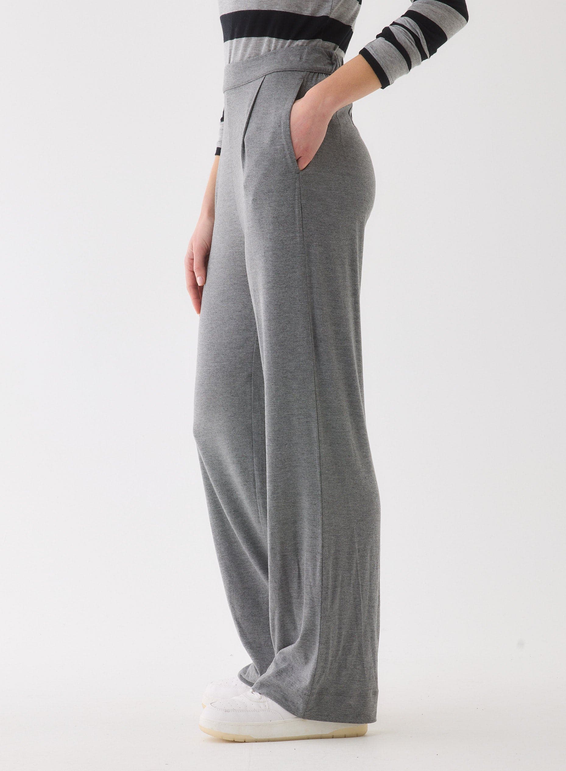 Soft Touch Soft Leg Pant - image 2
