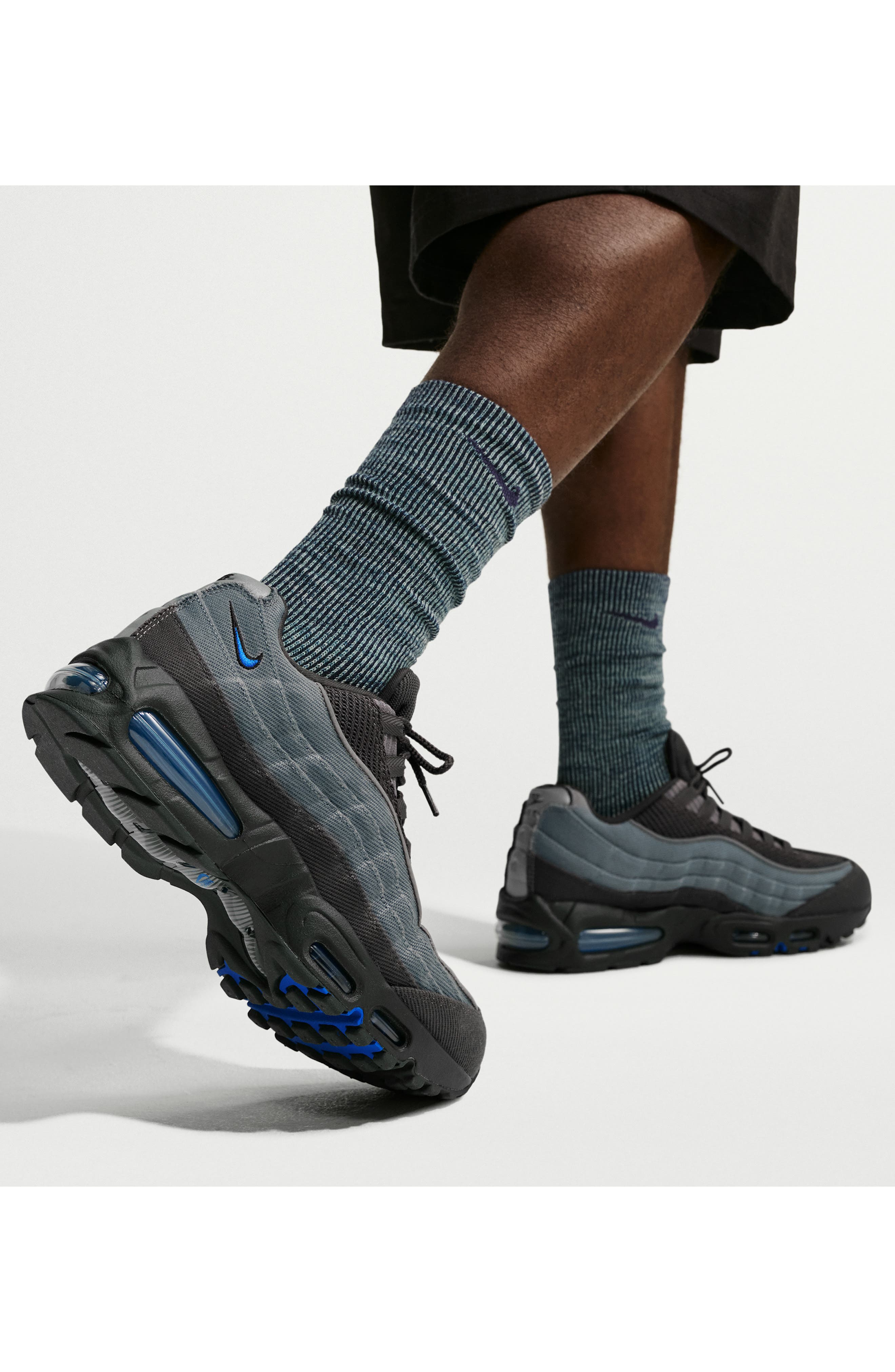Air Max 95 Big Bubble Sneaker, Alternate, color, SMOKE GREY/ ANTHRACITE/ BLACK