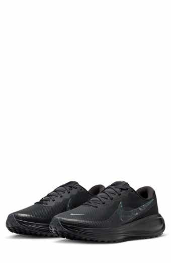 Revolution 8 Print Running Shoe