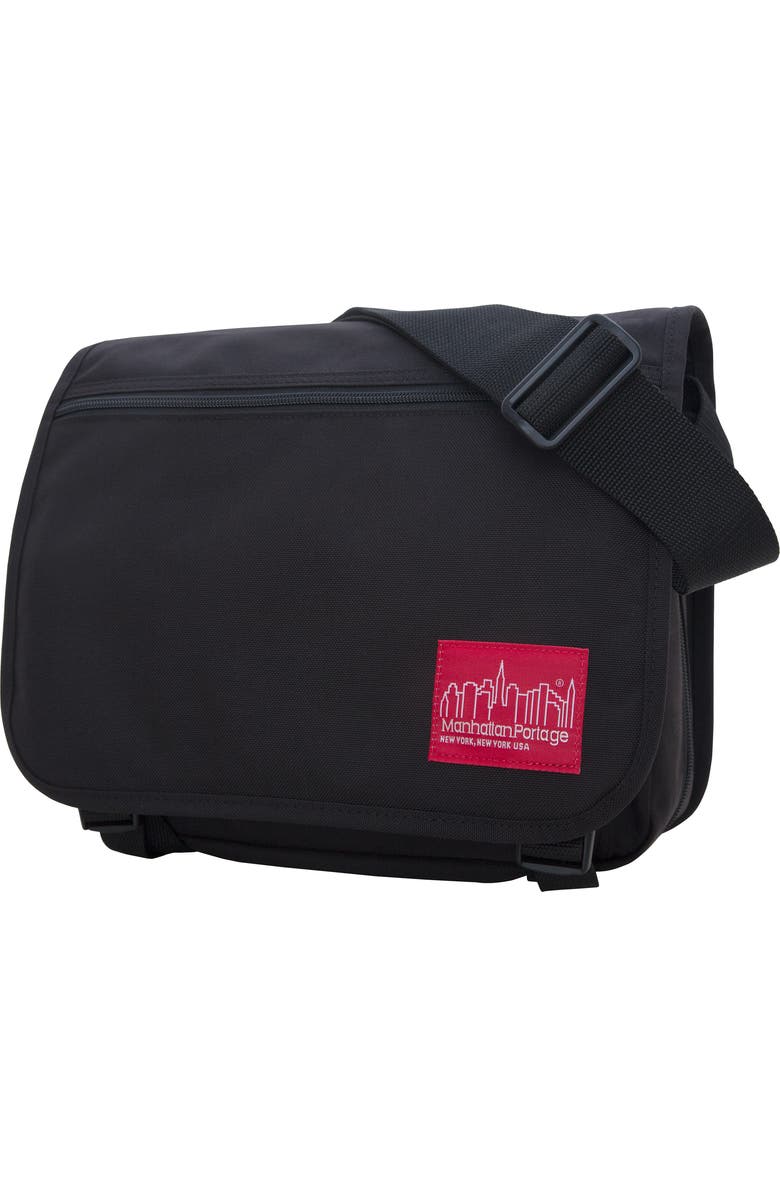 Manhattan Portage Europa Messenger Bag, Alternate, color, Black