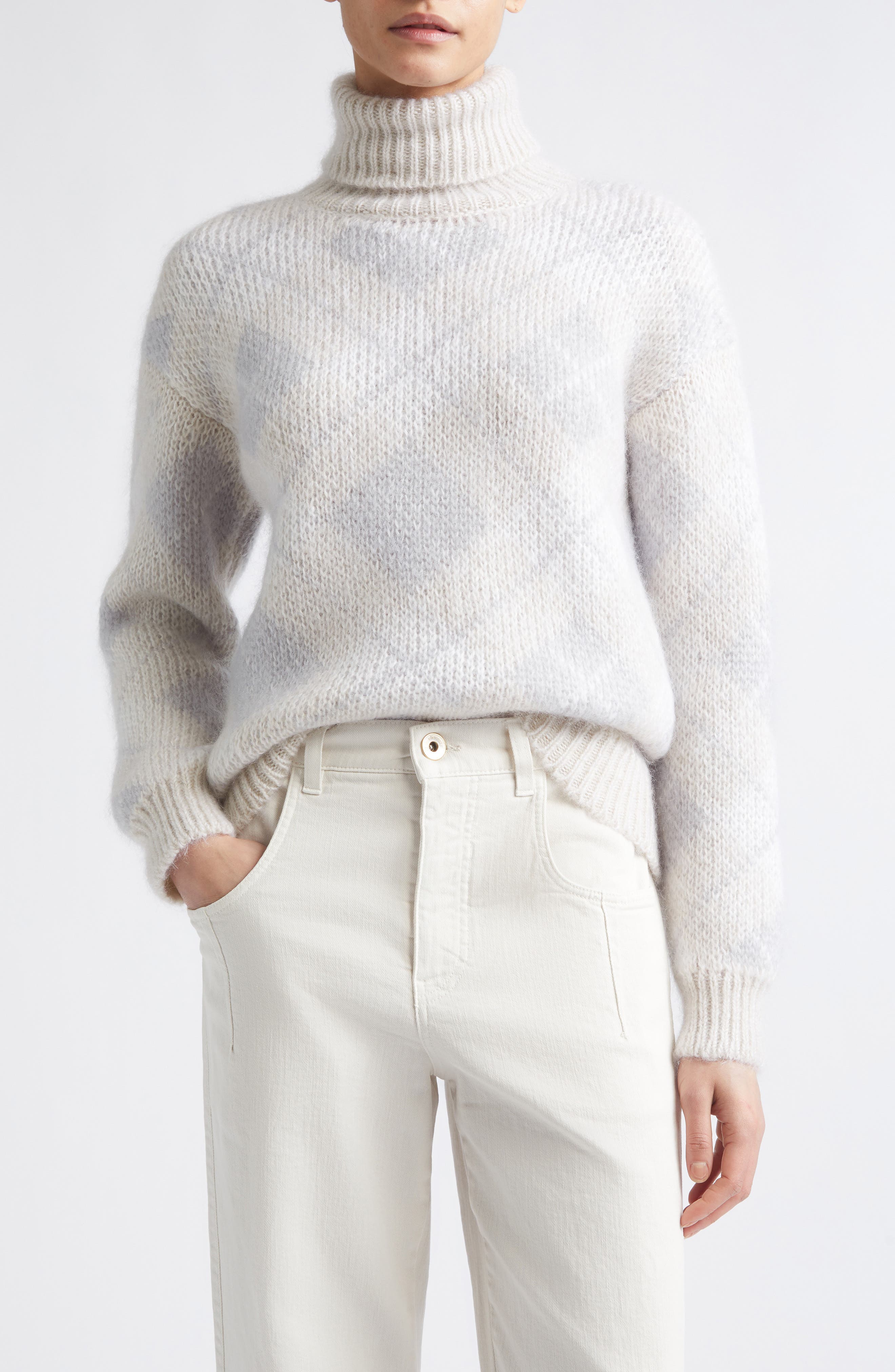 150-01 CREAM WHITE