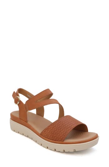 Comoda Designs Tunsa Slingback Platform Sandal