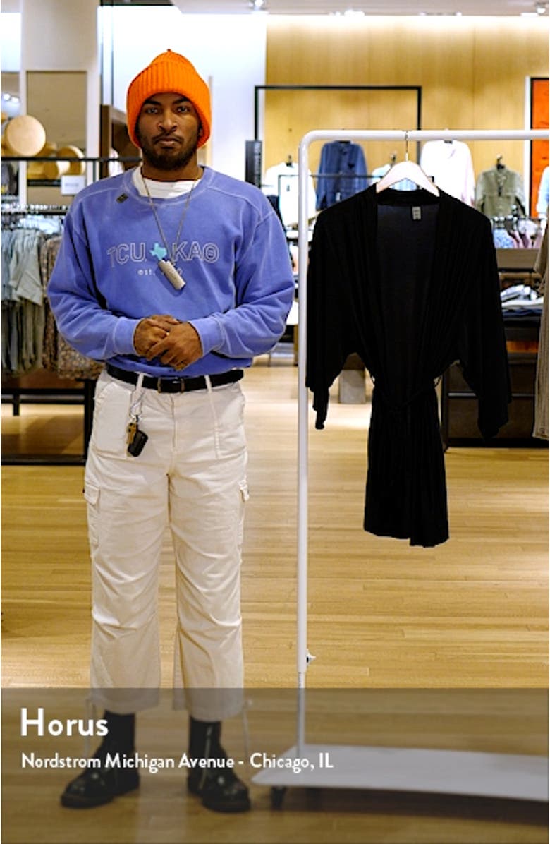 Comfort Queen Robe, sales video thumbnail