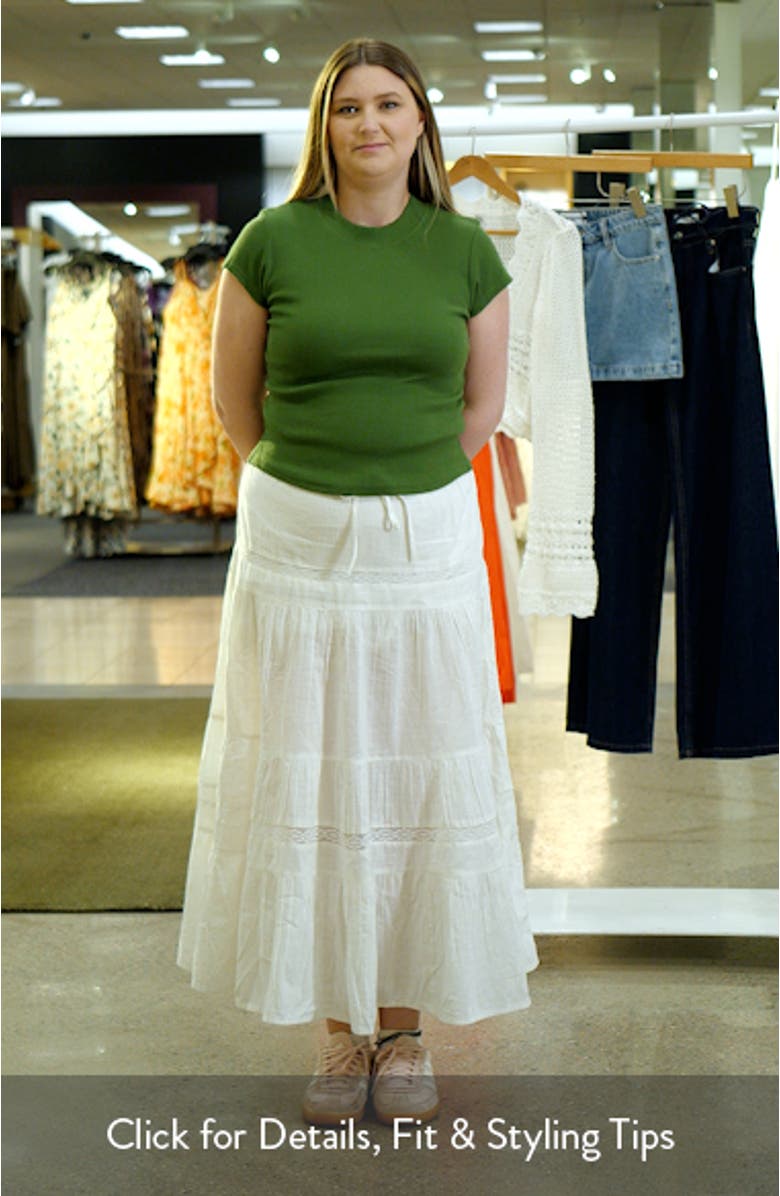 Curved Hem Fitted Stretch Cotton T-Shirt, sales video thumbnail