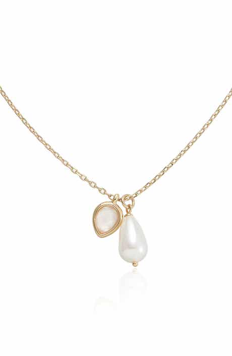 Radiant Imitation Pearl and Gem Pendant Necklace