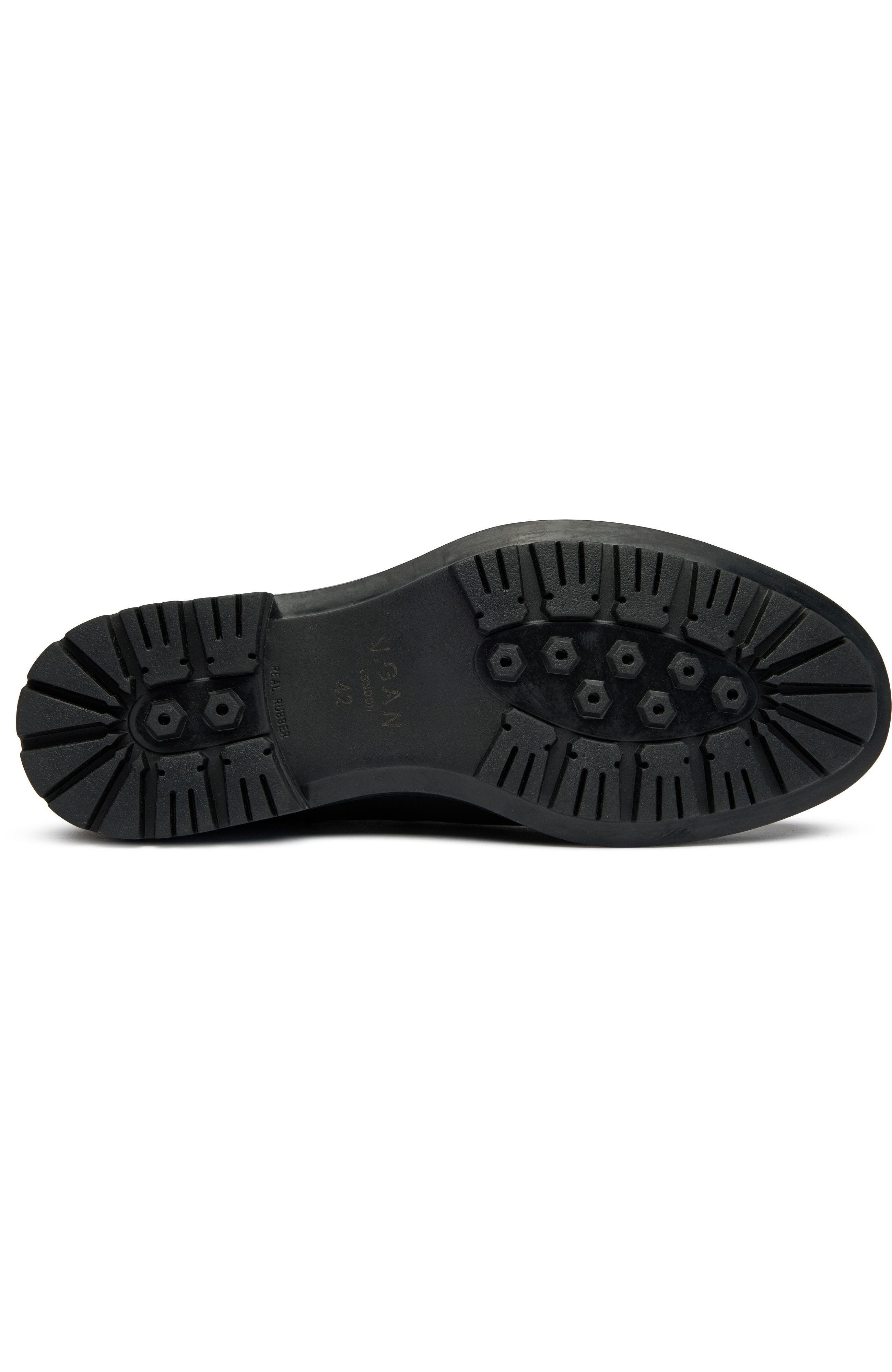 V.GAN LONDON Endive Chukka Boots, Alternate, color, Black