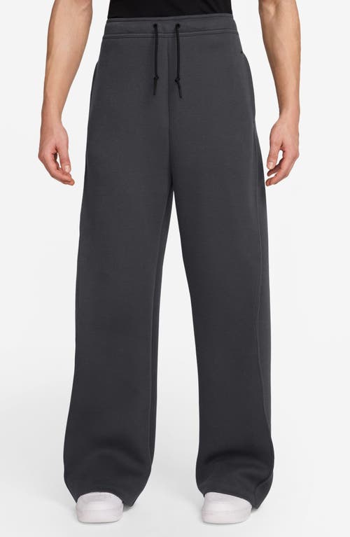 Nike Tech Fleece Sweatpants In Black