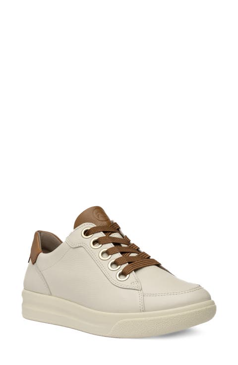 Flora Sneaker