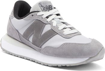 237 Sneaker