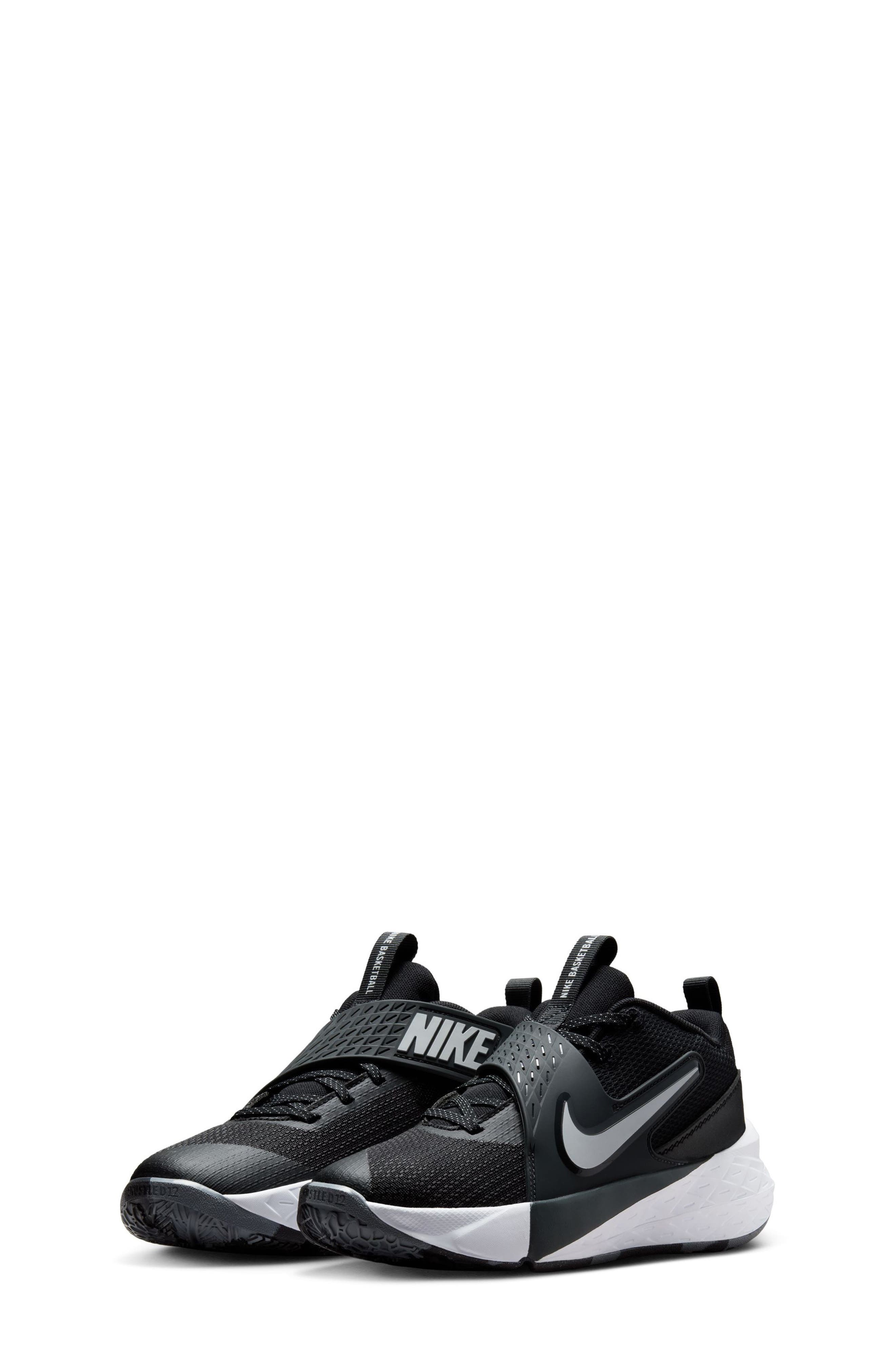 Nike Kids' Team Hustle D 12 Basketball Shoe