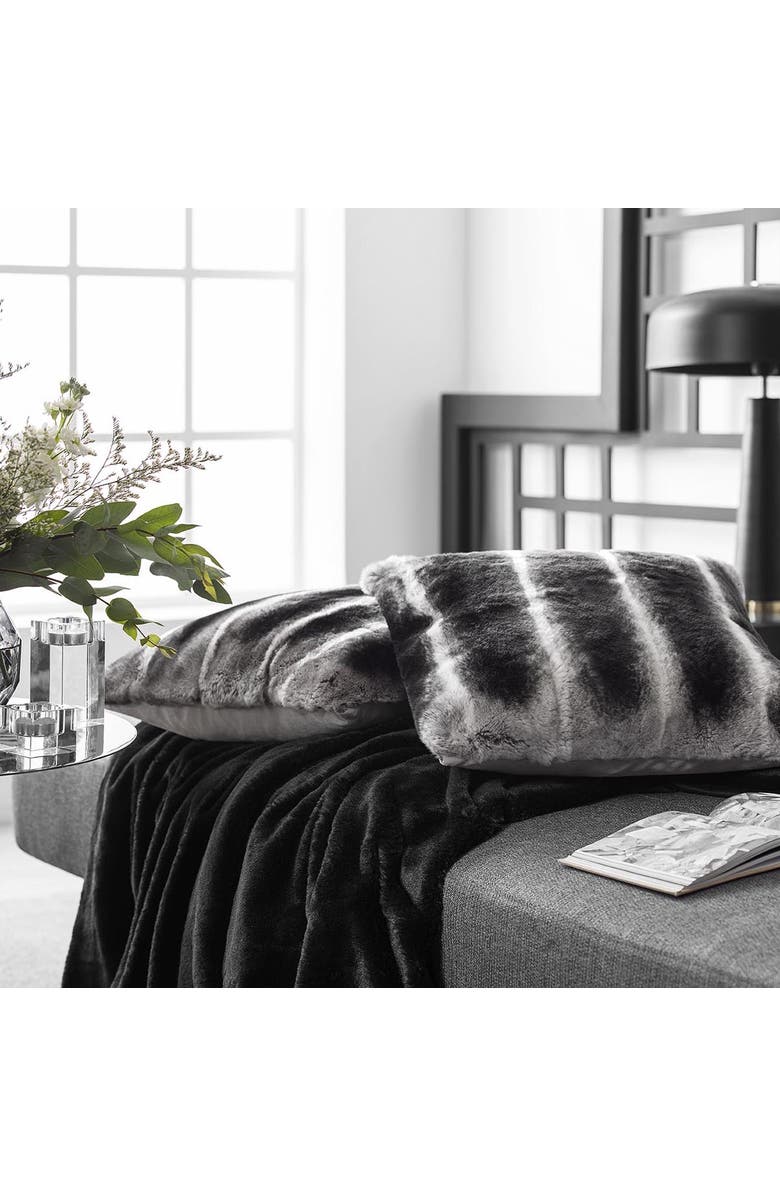 Togas Rusher Decorative pillow, Alternate, color, 