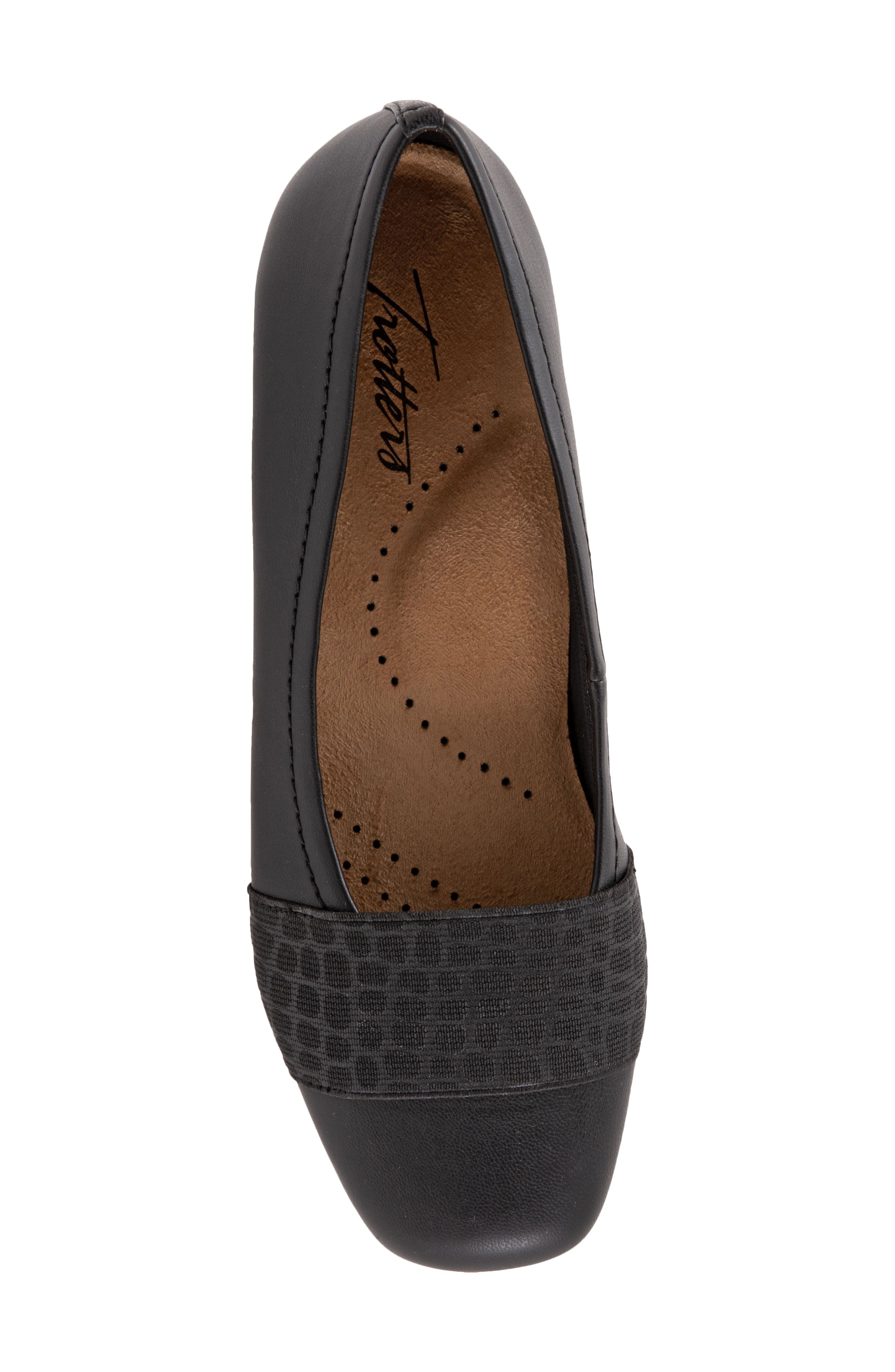 Trotters Samantha Flat, Alternate, color, Black Crocodile Leather