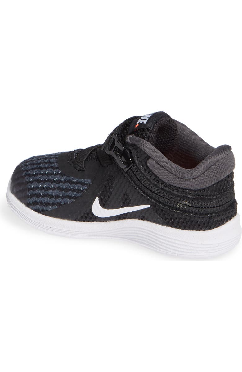 Nike Revolution 4 Flyease Sneaker, Alternate, color,