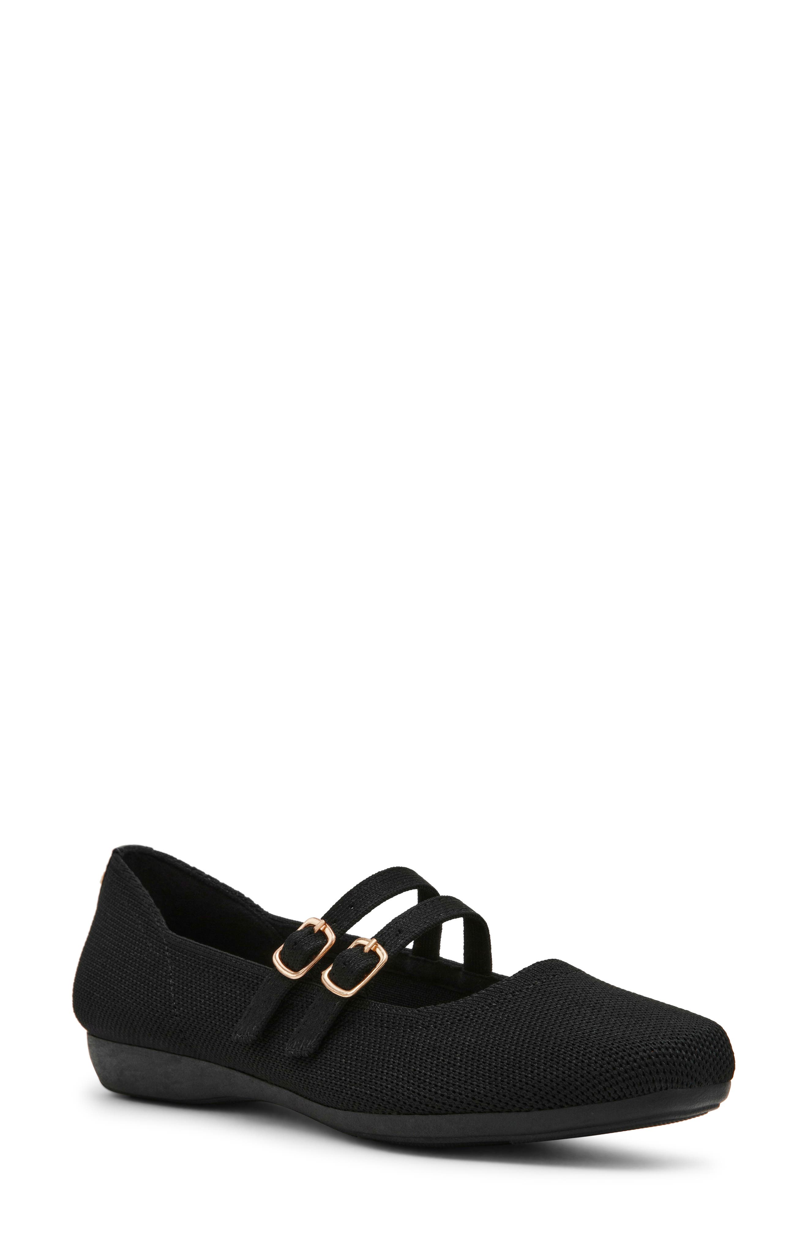 Anne Klein Uharie Flat