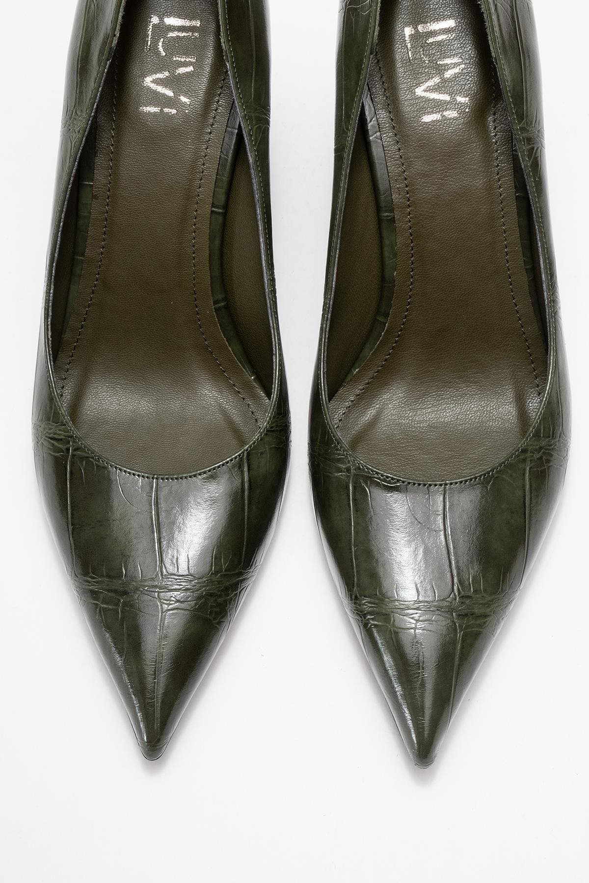 Puera Pointed Toe Wedge Pump, Alternate, color, Green Printed
