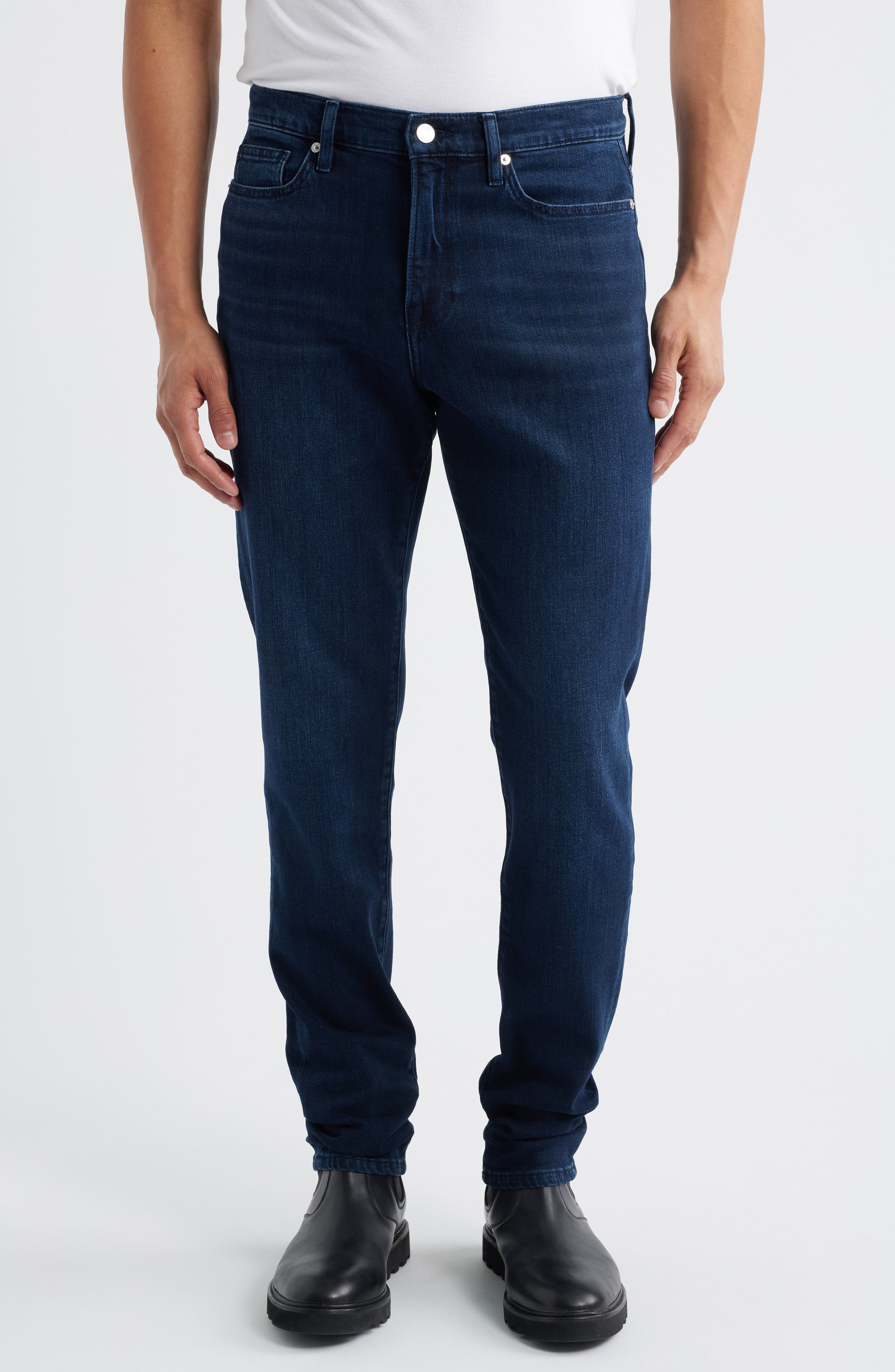 FRAME L'Homme Athletic Fit Jeans