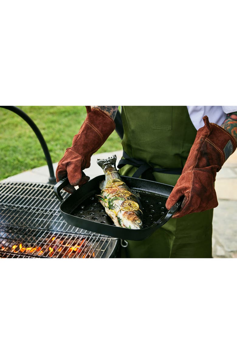 Le Creuset Alpine Cast Iron Square Grill Basket, Alternate, color, Matte Black