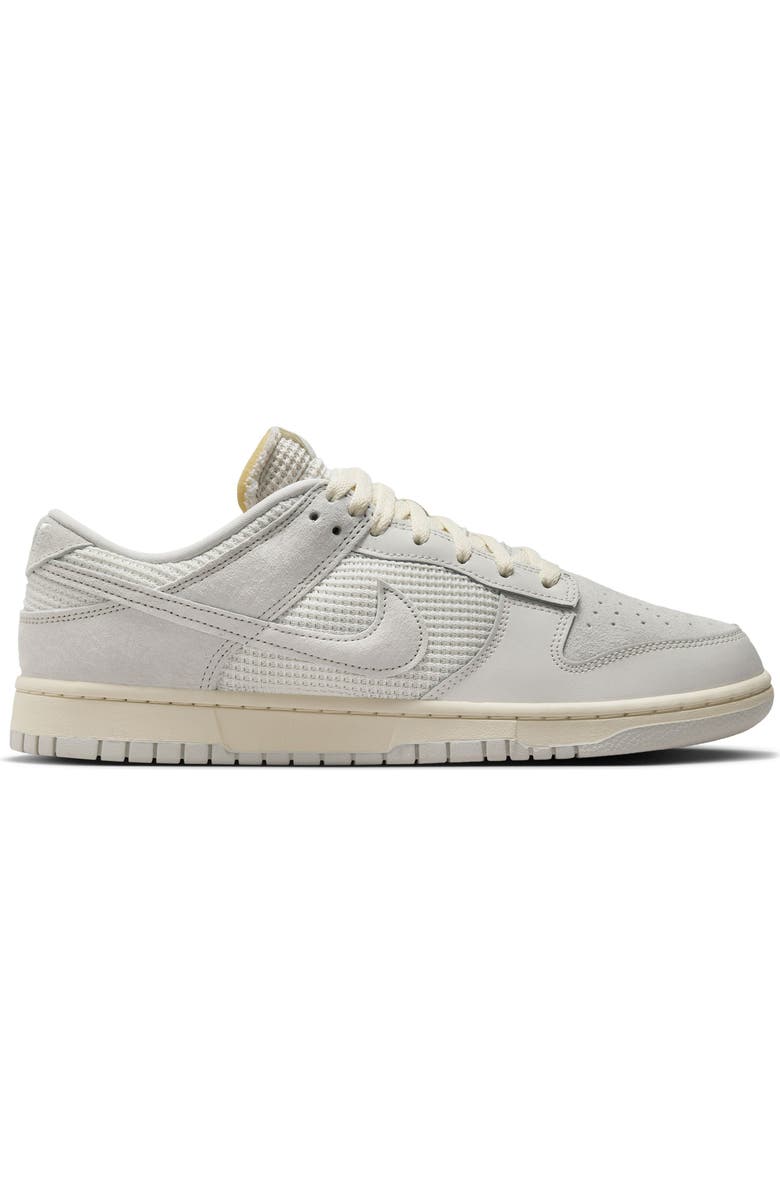 Nike Dunk Low Basketball Sneaker, Alternate, color,