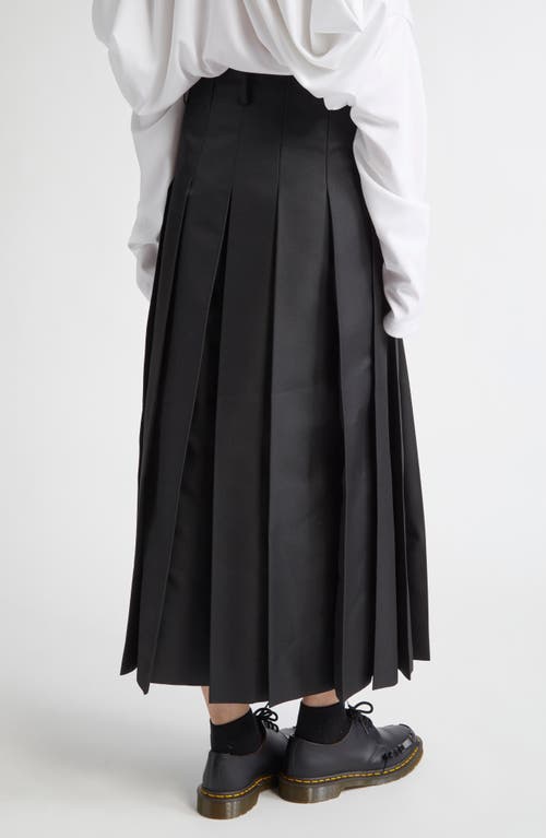 COMME DES GARÇONS COMME DES GARÇONS PLEATED GABARDINE PANTS 