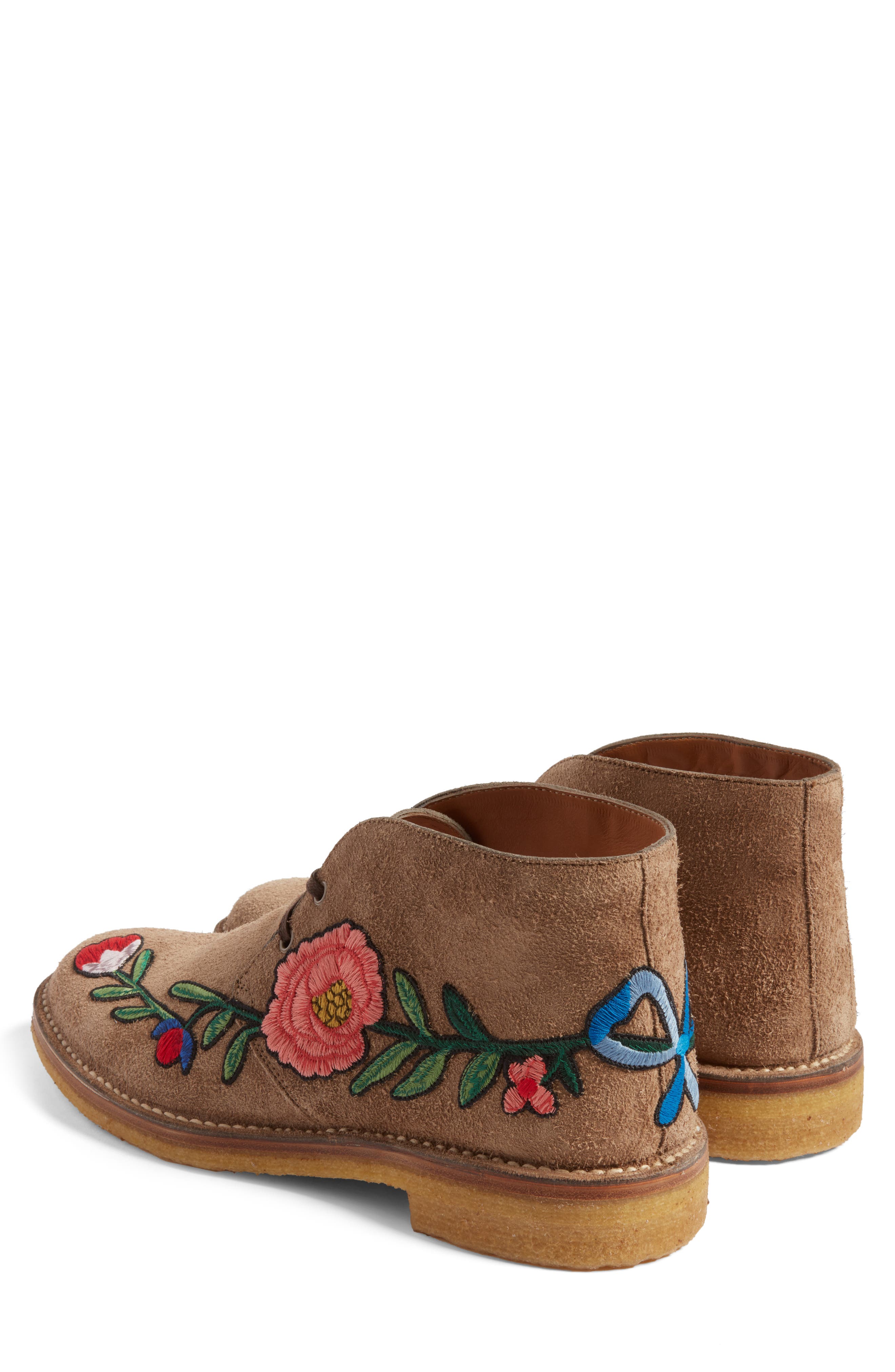Gucci New Moreau Embroidered Chukka Boot, Alternate, color, 