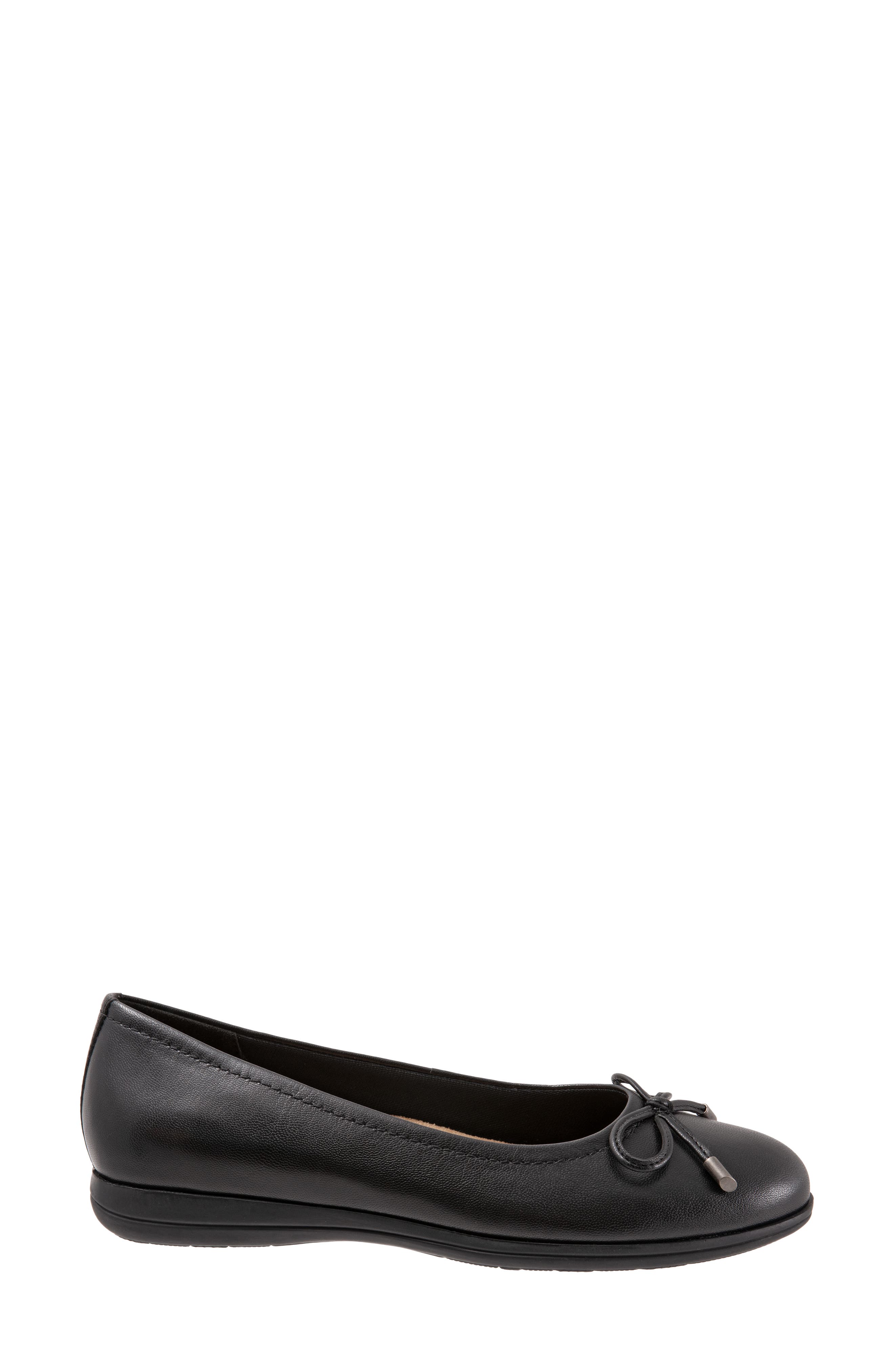 Trotters Dellis Ballet Flat, Alternate, color, Black Leather