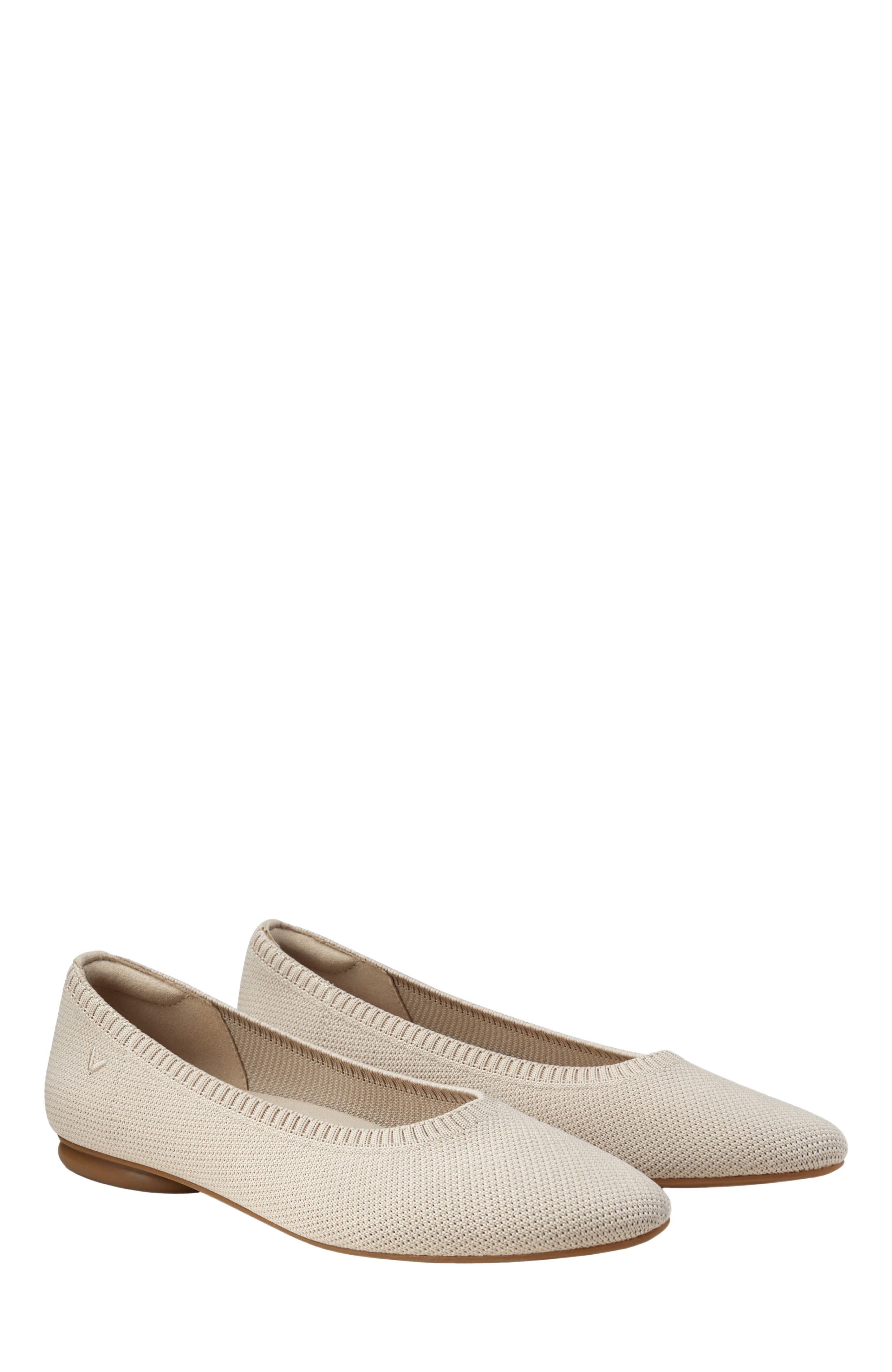 VIVAIA Almond-Toe Ballet Flats, Main, color, Almond
