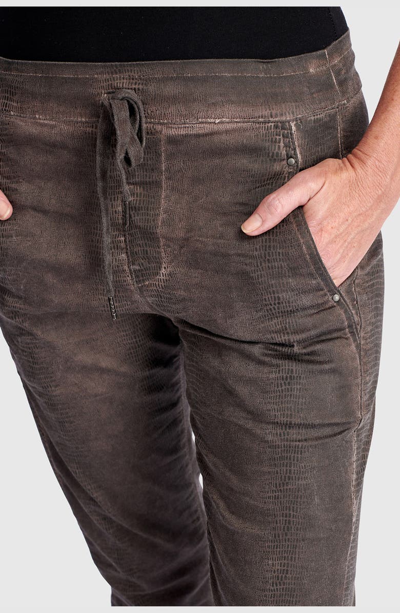 Alembika Washed Iconic Stretch Jeans, Alternate, color, 