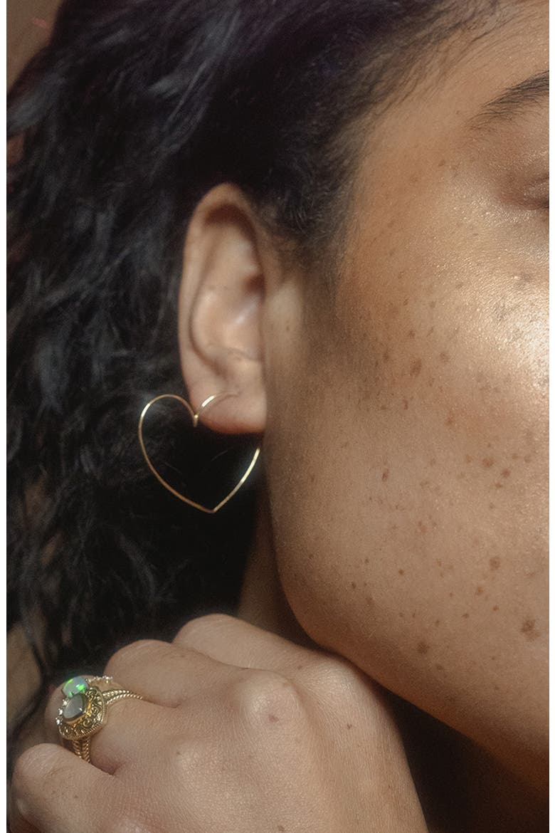 Solid 9K Gold Heart Hoop Earrings, Alternate, color, GOLD