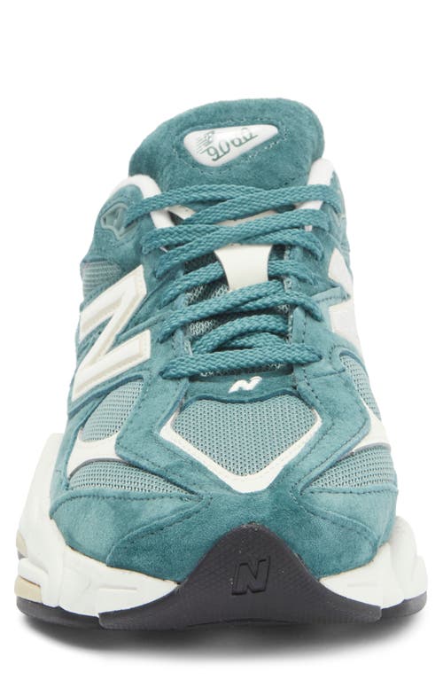 New Balance Gender Inclusive 9060 Sneaker