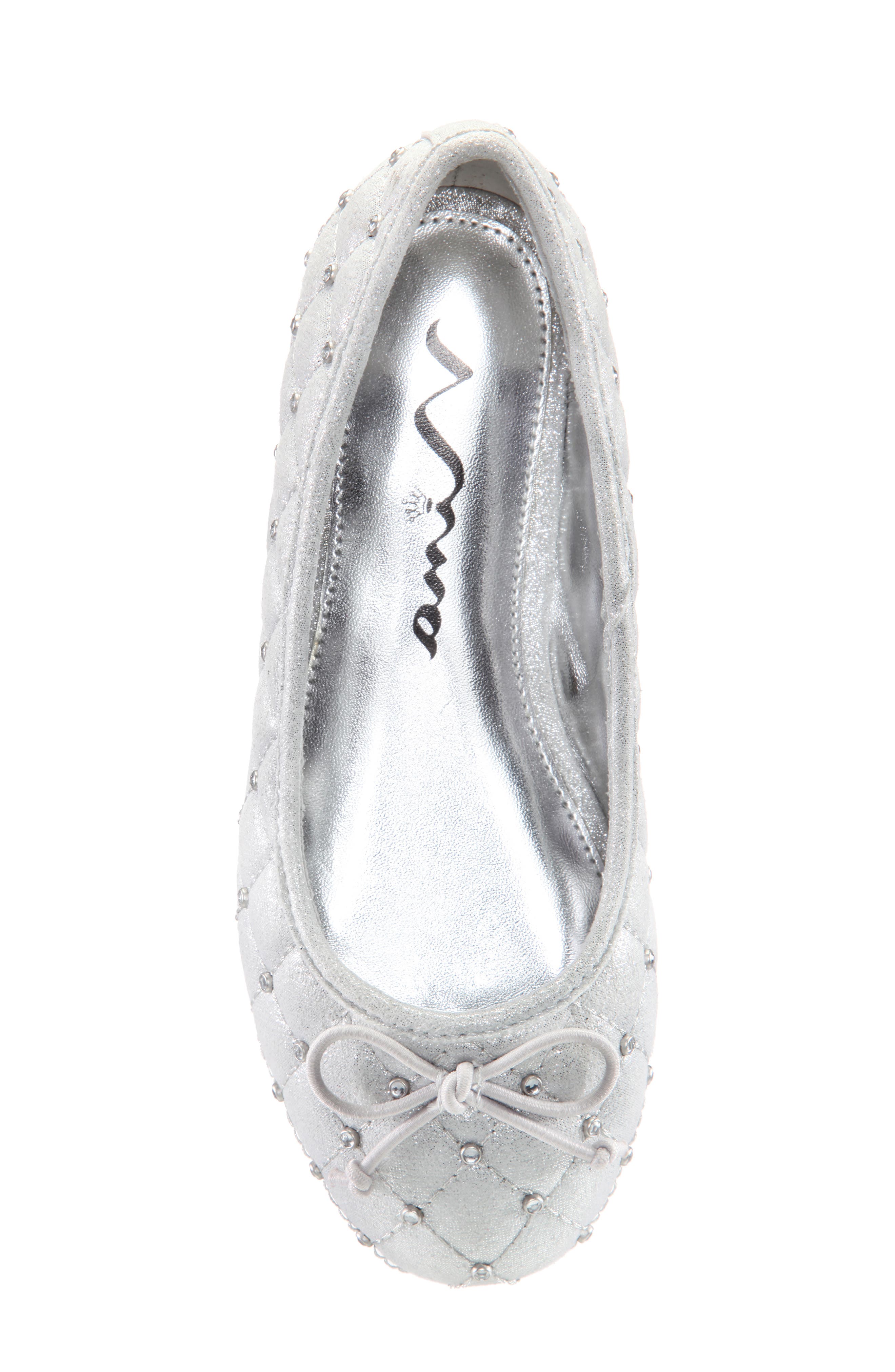 Yamarie Flat, Alternate, color, SILVER SHIMMER