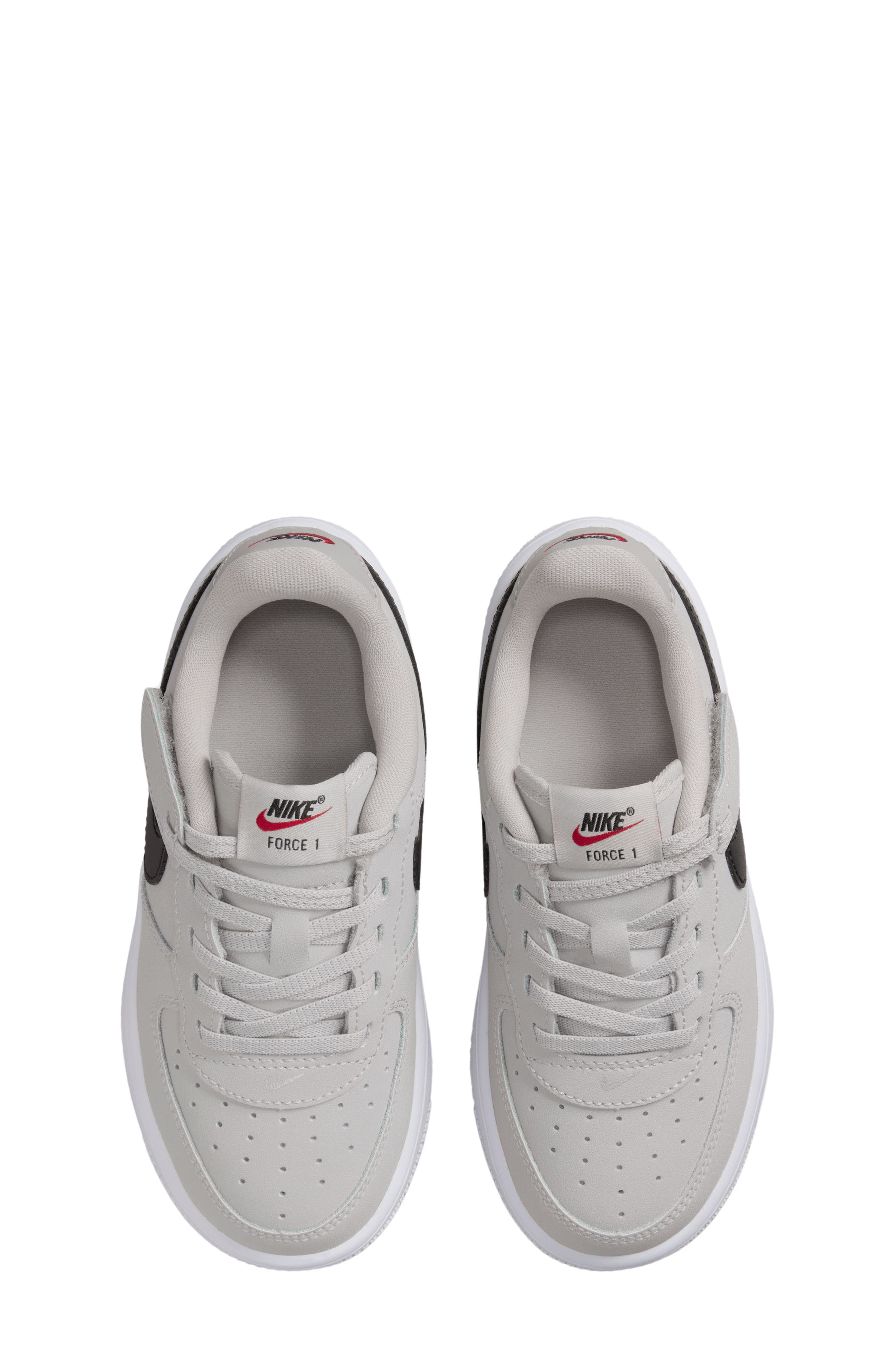 Nike Force 1 Low EasyOn LV8 Basketball Sneaker, Alternate, color, 