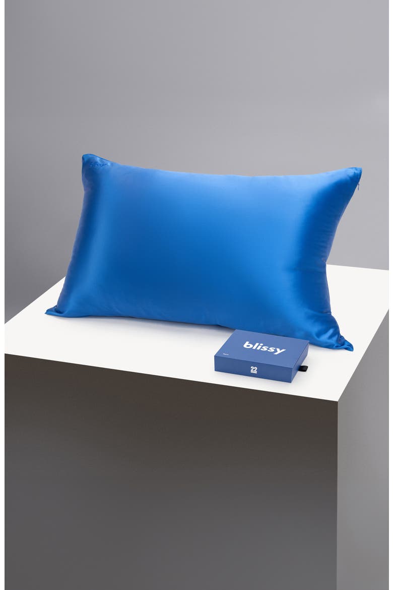 Mulberry Silk Pillowcase, Alternate, color, AZURE