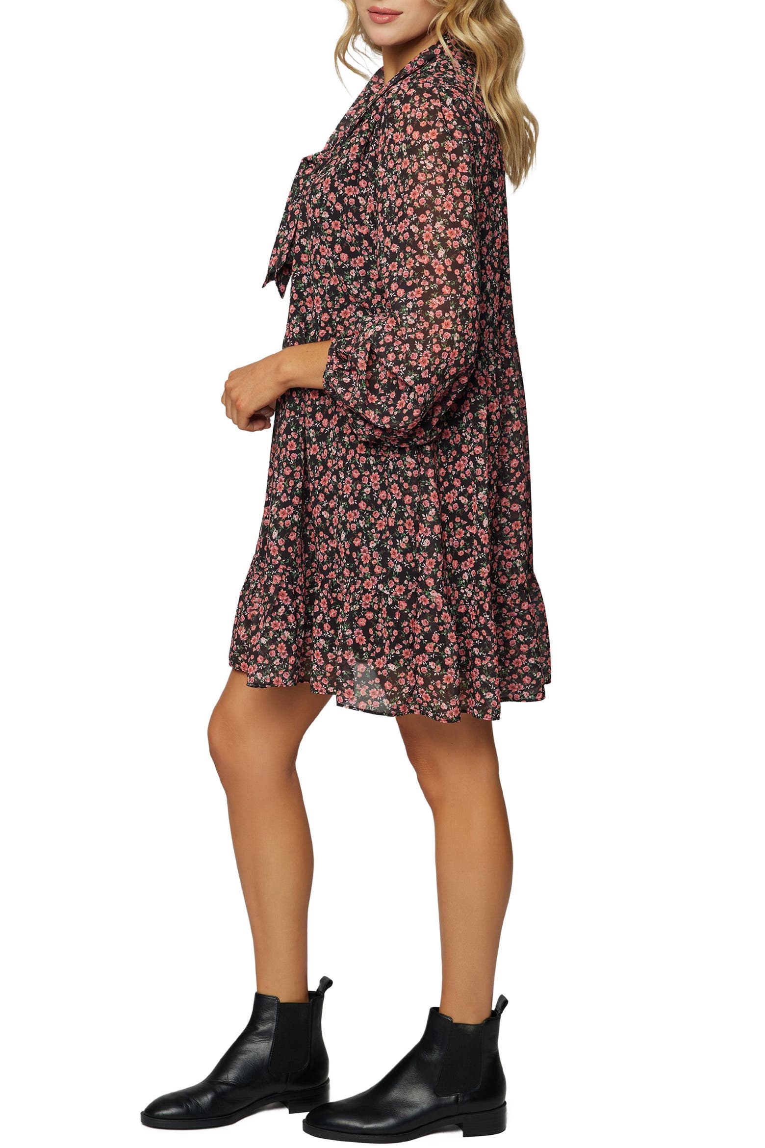 50 Long Roses Lost + Wander Rose Garden Tie Neck Long Sleeve Minidress (Women ...