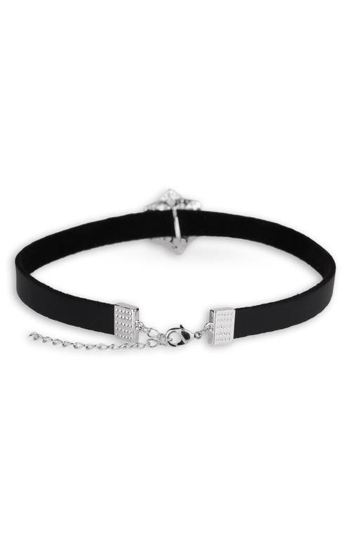 Saachi Western Chic Flower Charm Choker Necklace In Black