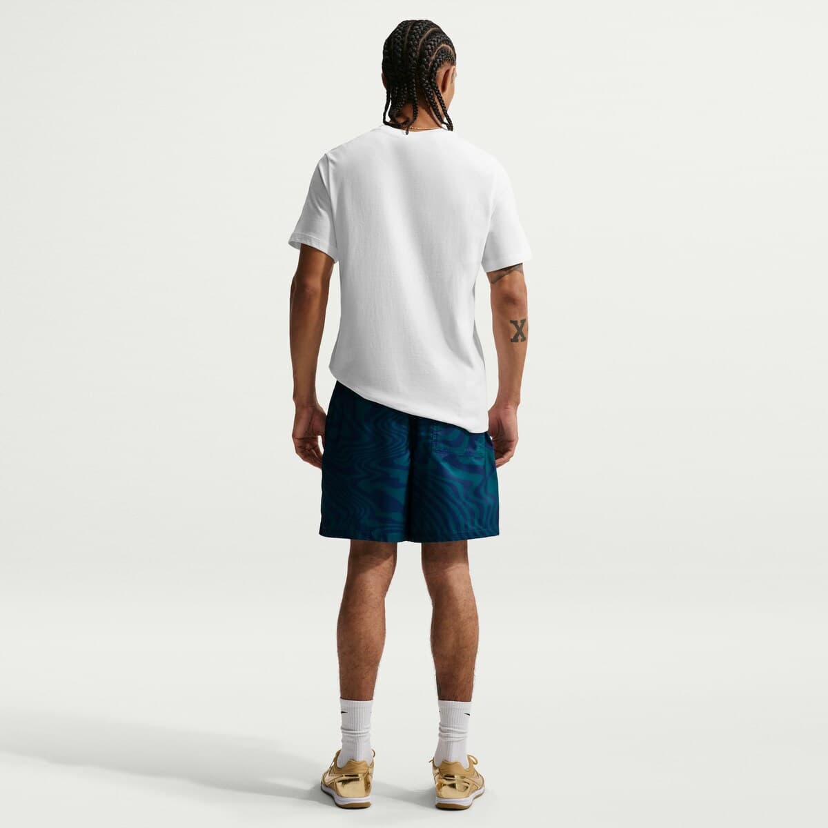 Men's Nike White Brazil National Team Crest T-Shirt - image 2