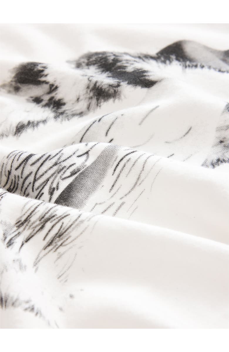 John Varvatos Aretha Franklin Graphic T-Shirt, Alternate, color, Salt