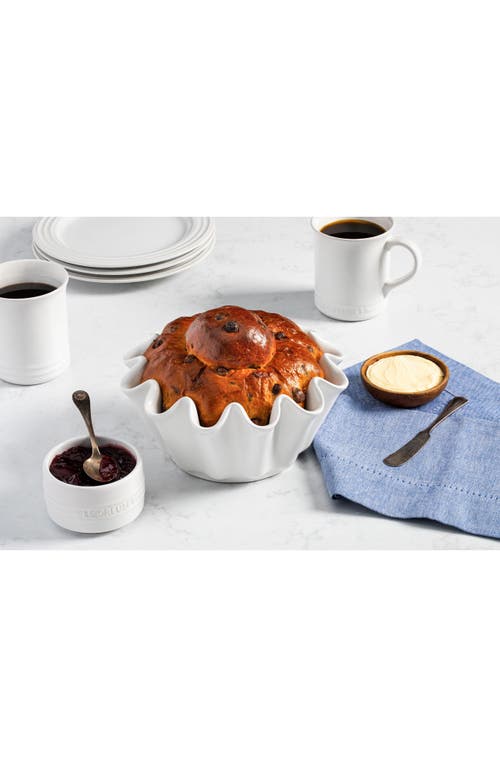 Le Creuset Stoneware Ruffle 1.4 Qt. Brioche Baker In White
