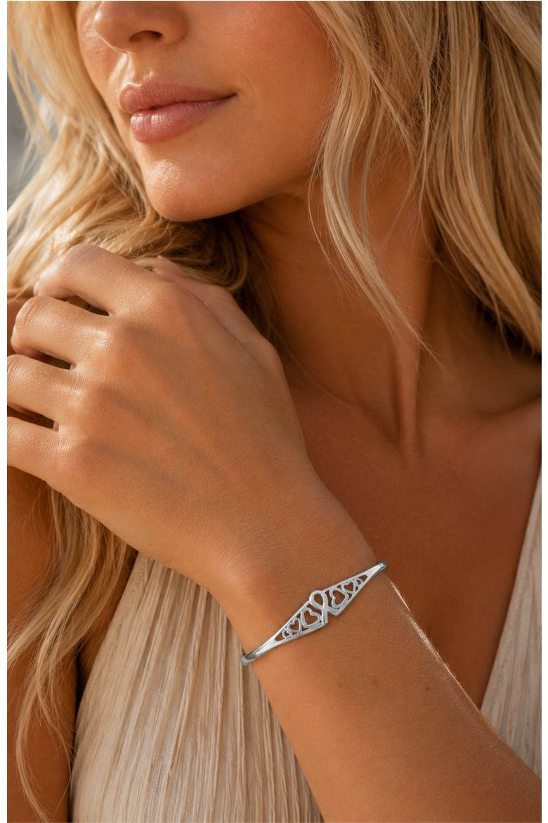 Choose Hope Cancer Awareness Heart Engraved Adjustable Cuff Bracelet, Alternate, color, Silver