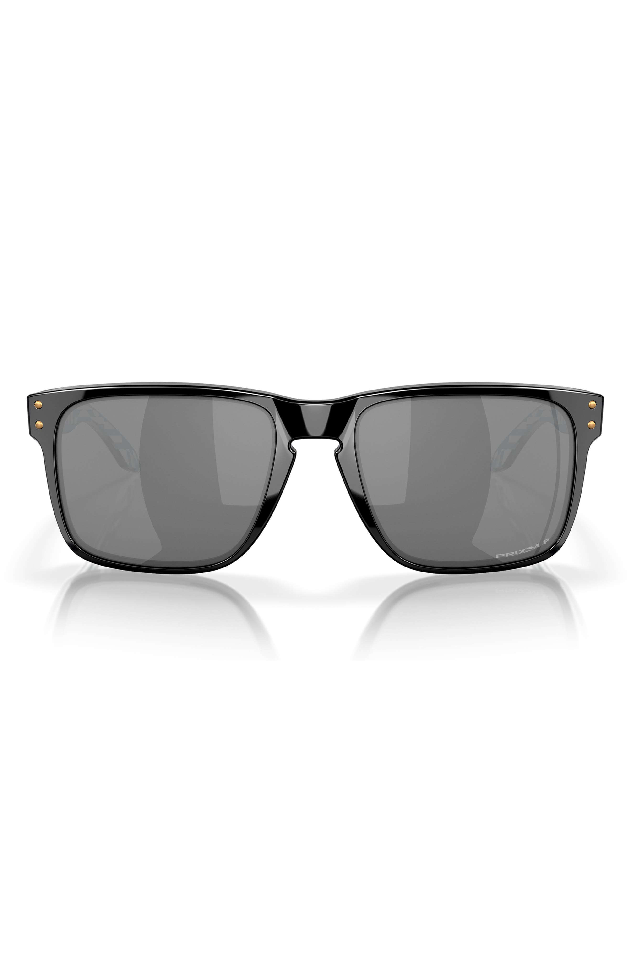 BLACK / BLACK
