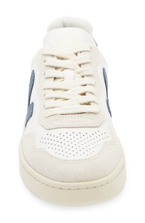 Veja V-90 Extra White Cali In White