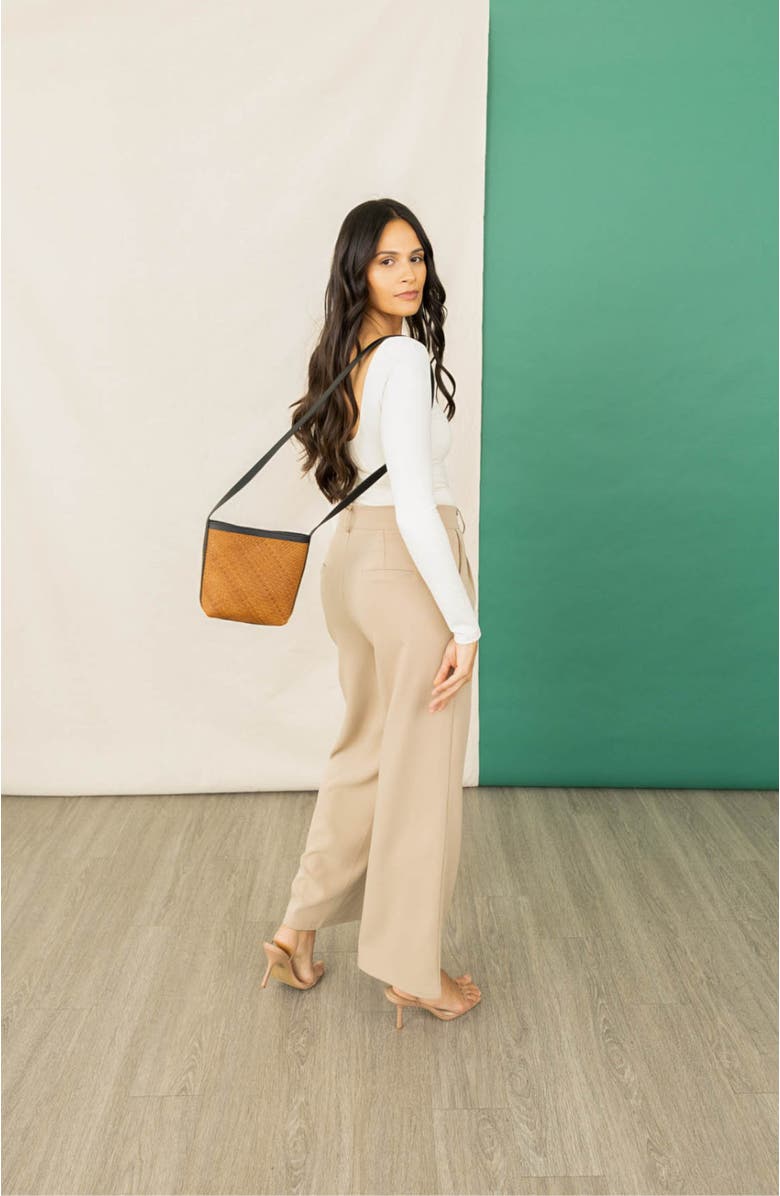 Deux Mains Panye Crossbody Bag, Alternate, color, Cognac