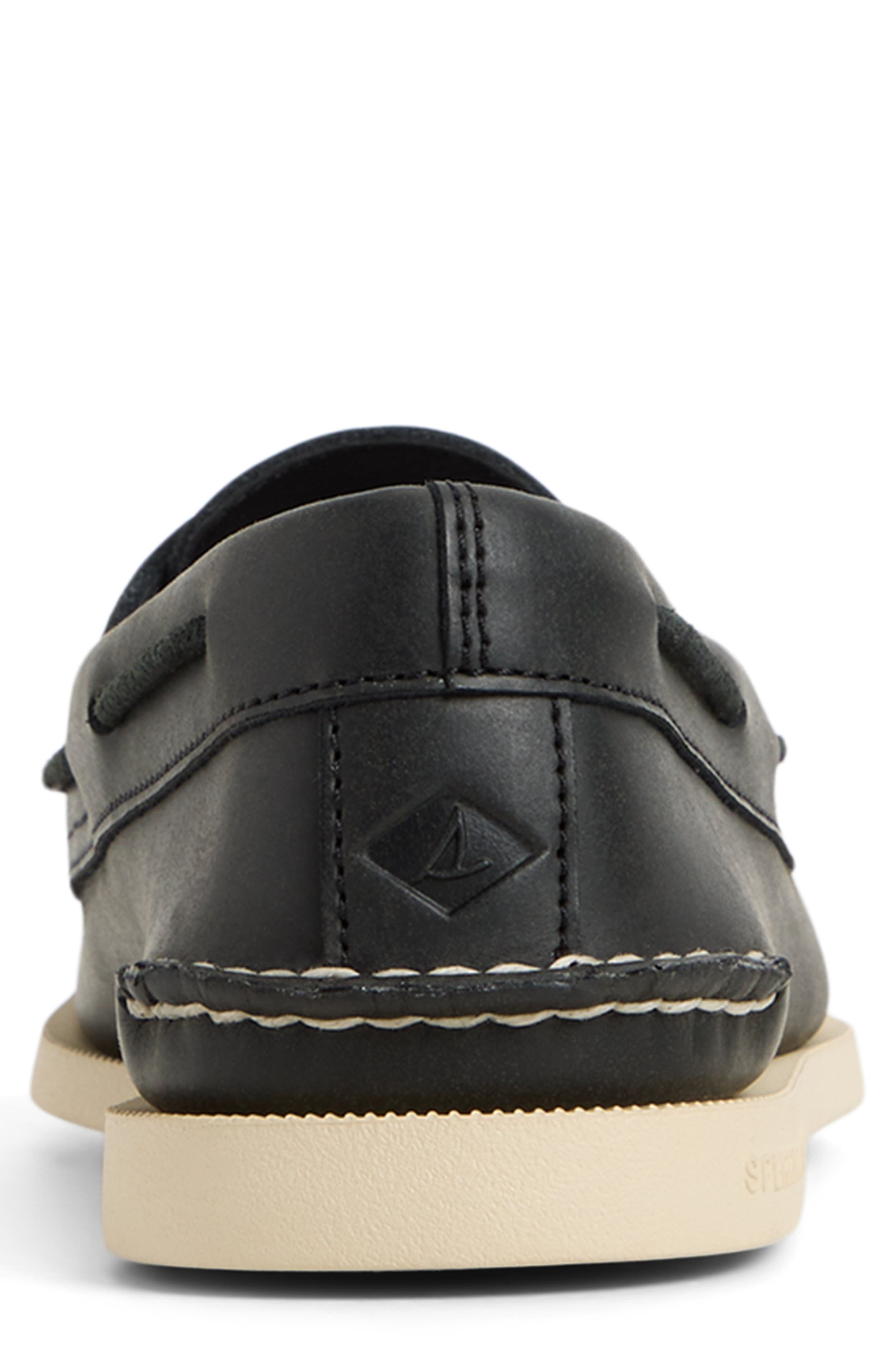 Sperry Authentic Original 2-Eye Lug Sole Boat Shoe, Alternate, color, Black