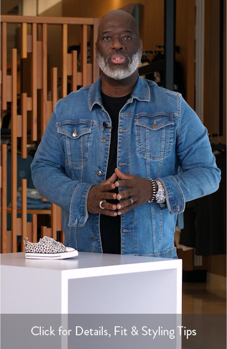 Kids' Chuck Taylor<sup>®</sup> All Star<sup>®</sup> 2V Sneaker, sales video thumbnail