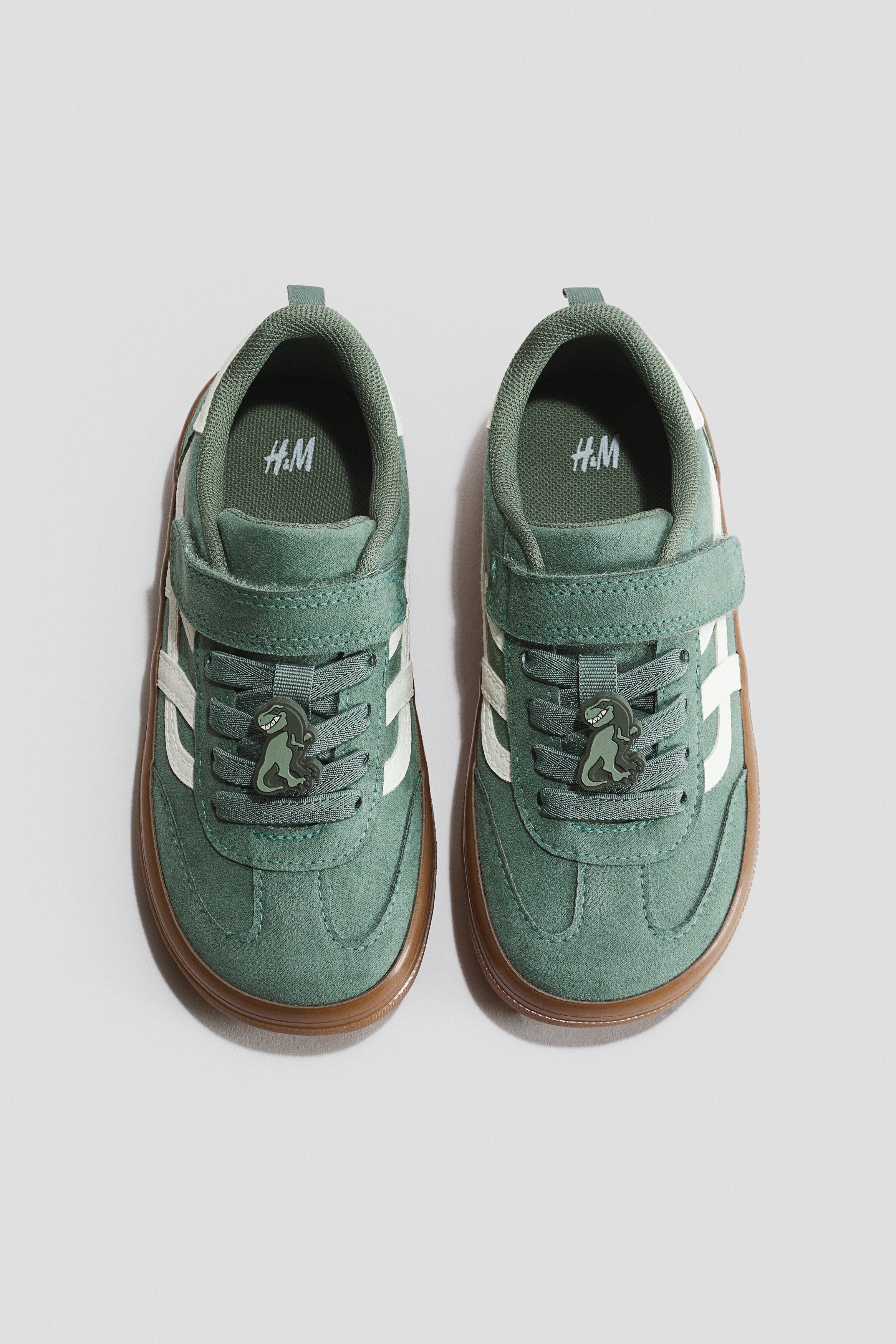  Dusty Green/Color Block