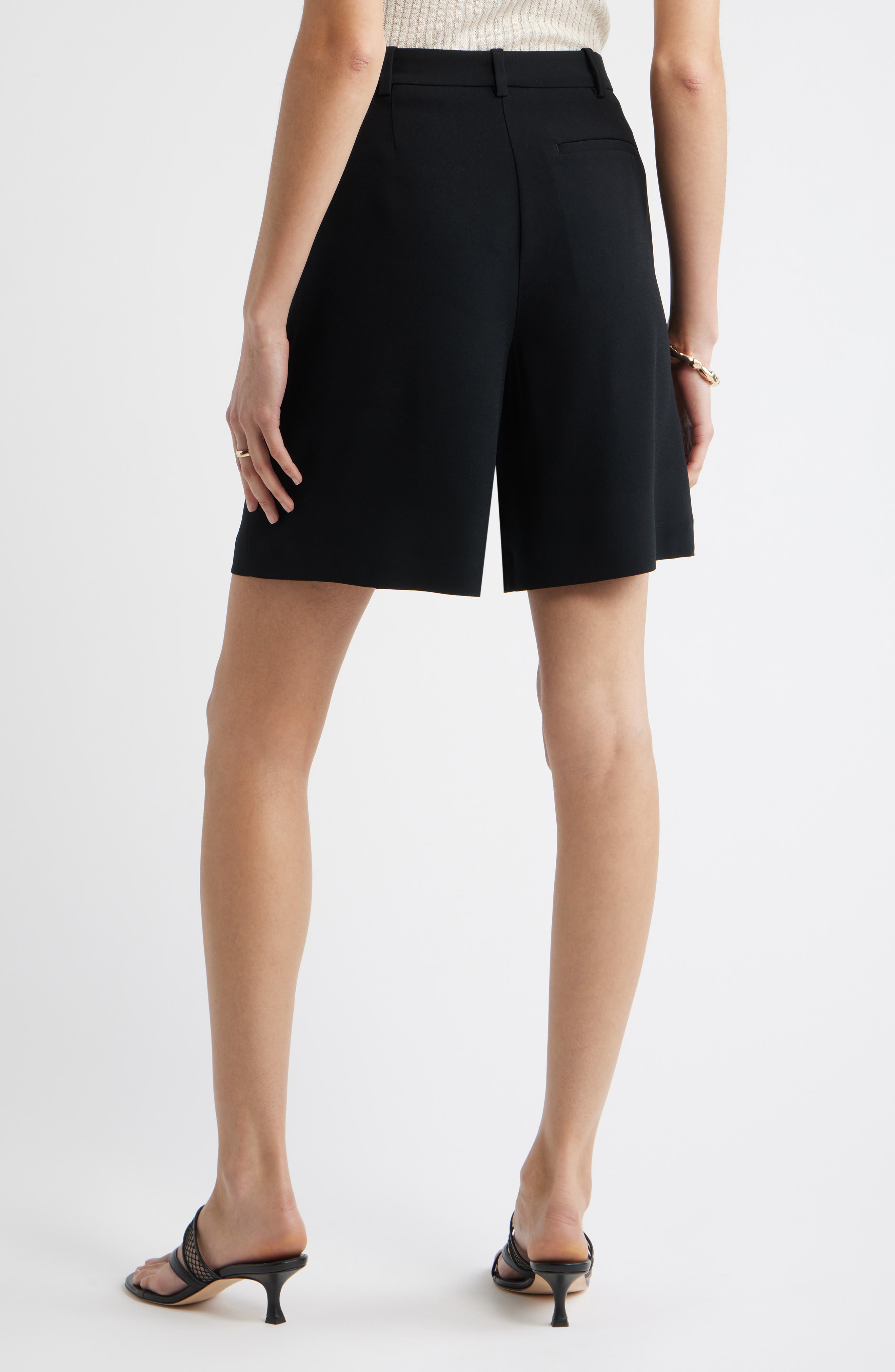 Женские Nordstrom Pleat Front Trouser Shorts — фото 3