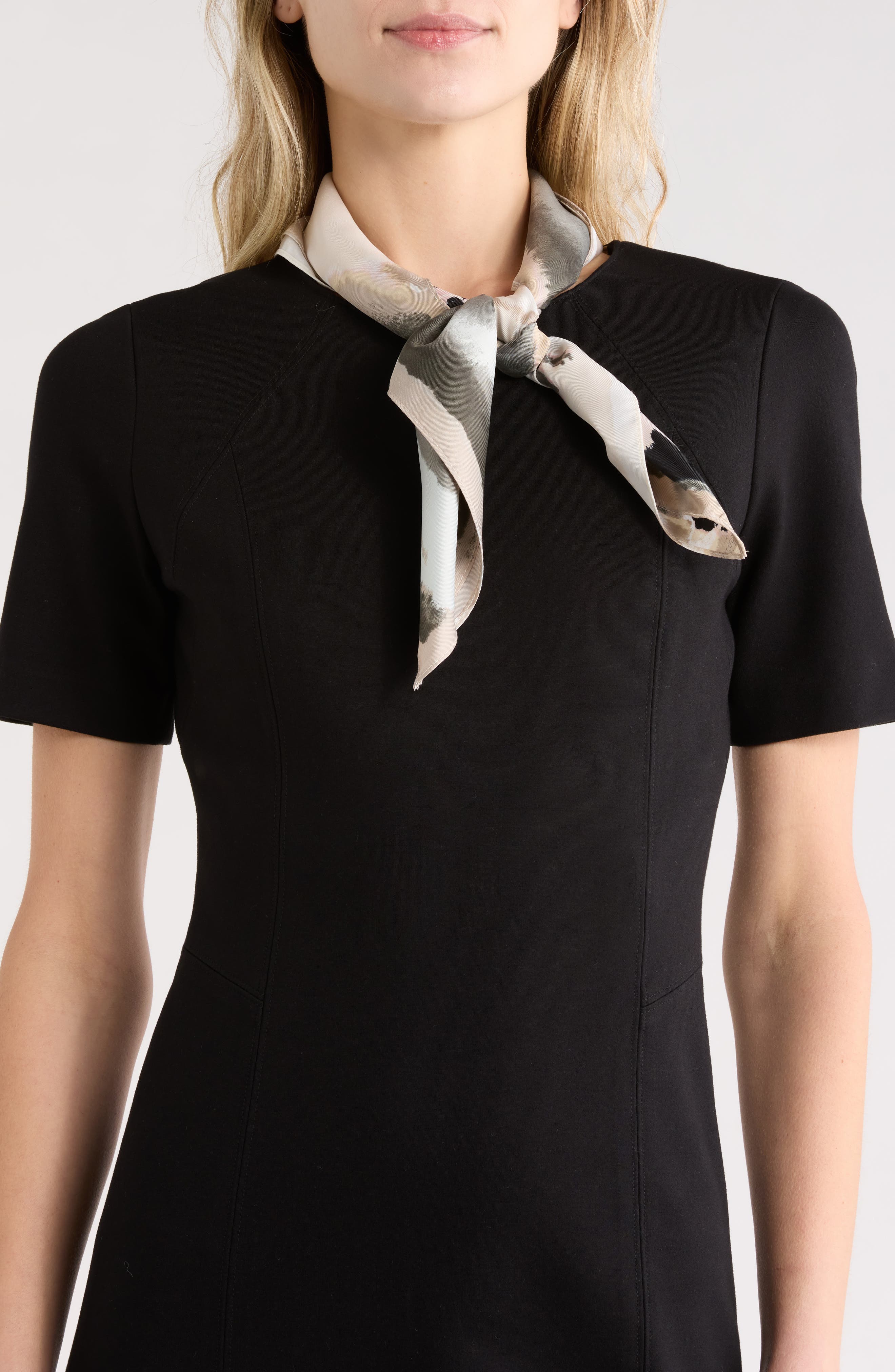 Vince Camuto Scenic Palm Print Bandanna