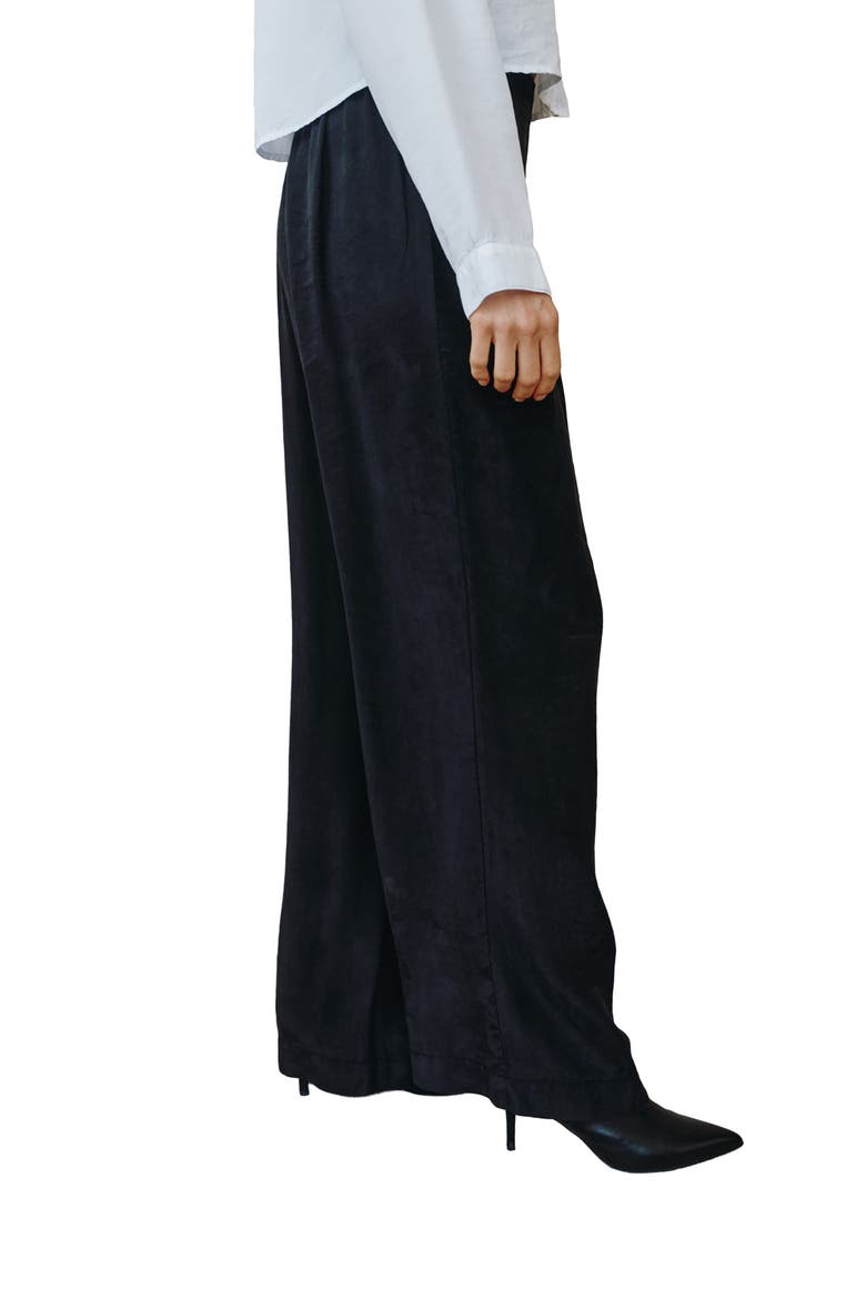 Inverted Pleat Pull-On Wide Leg Pants, Alternate, color, BLACK